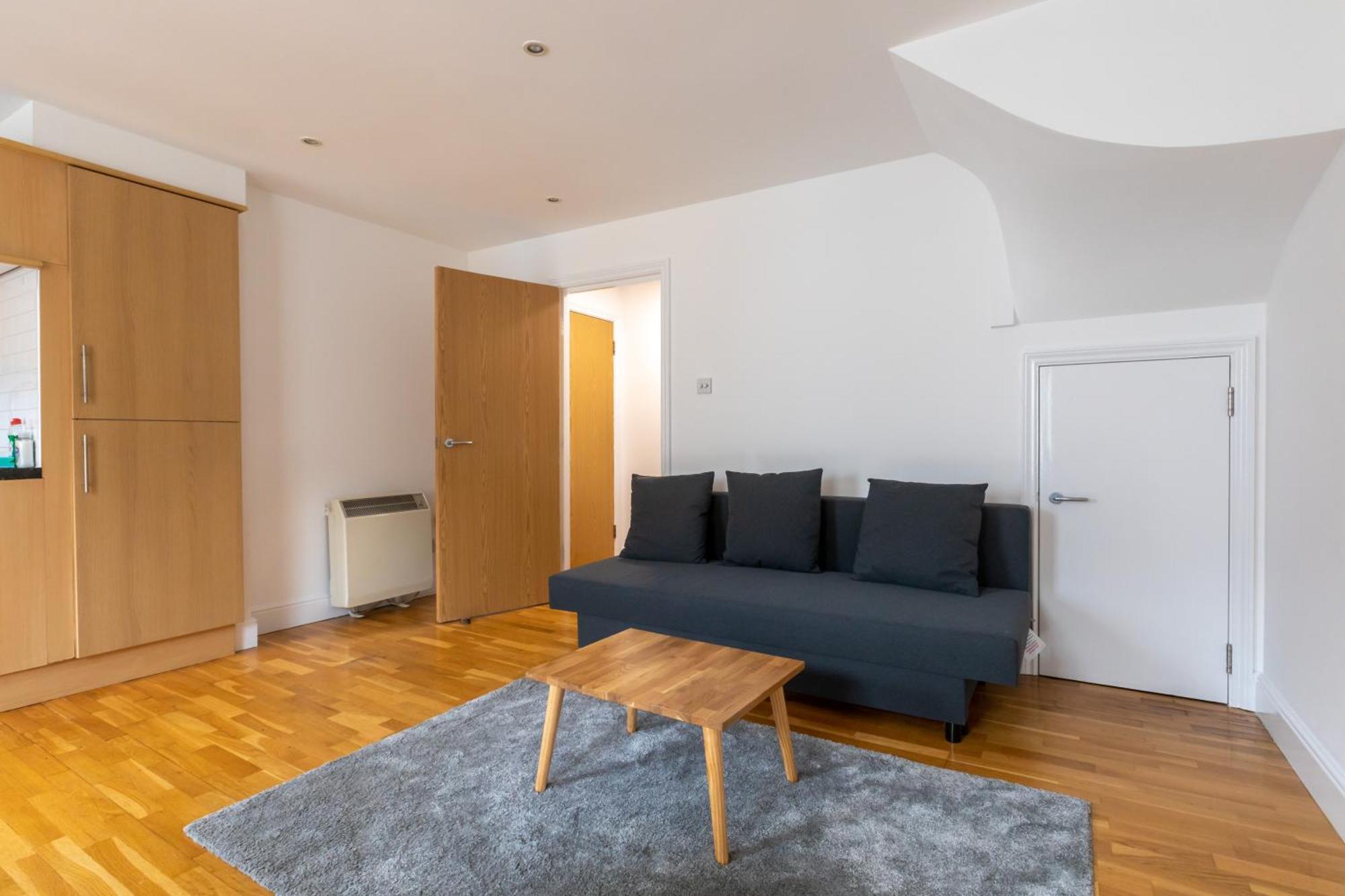 Apartment Spaciously Renovated 2bd Flat - Camden