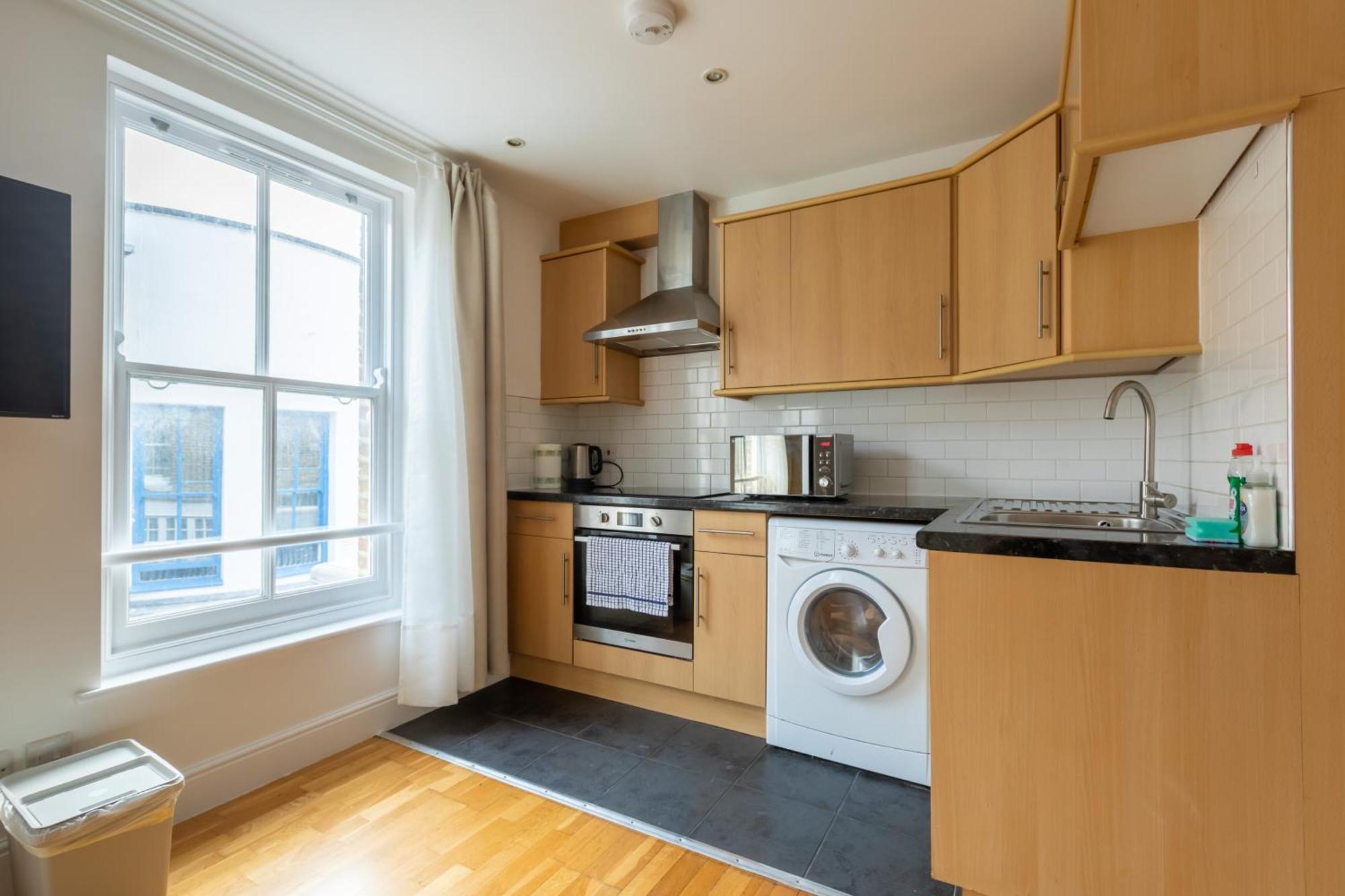 Spaciously Renovated 2bd Flat - Camden Apartment London