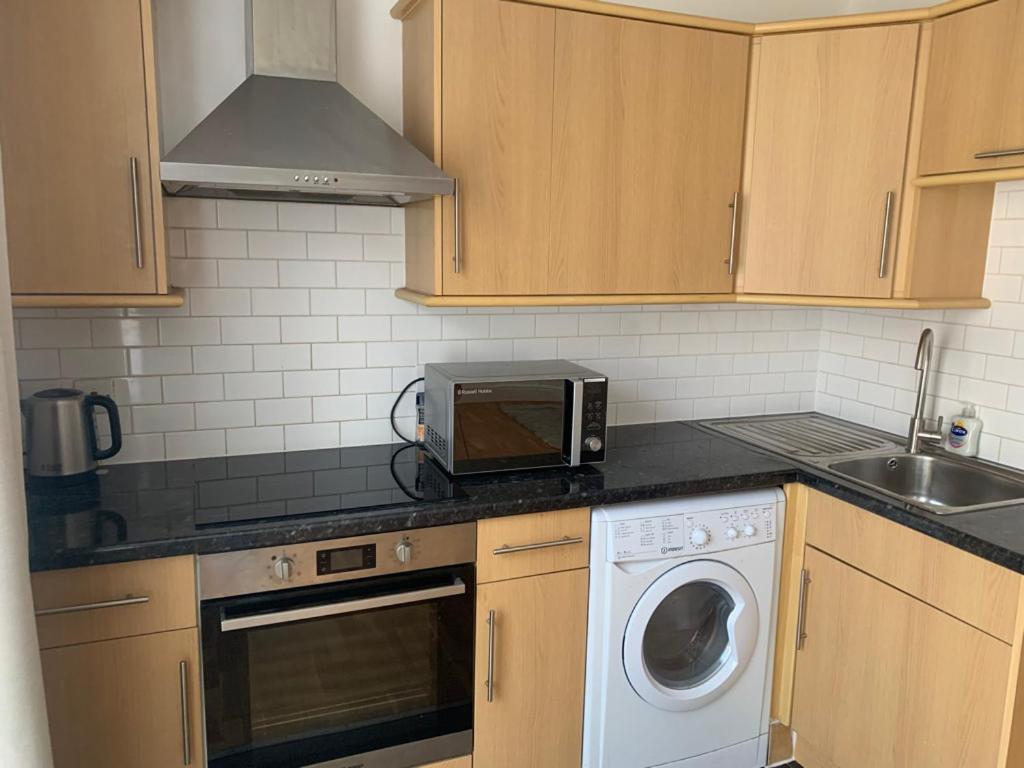 Spaciously Renovated 2bd Flat - Camden *