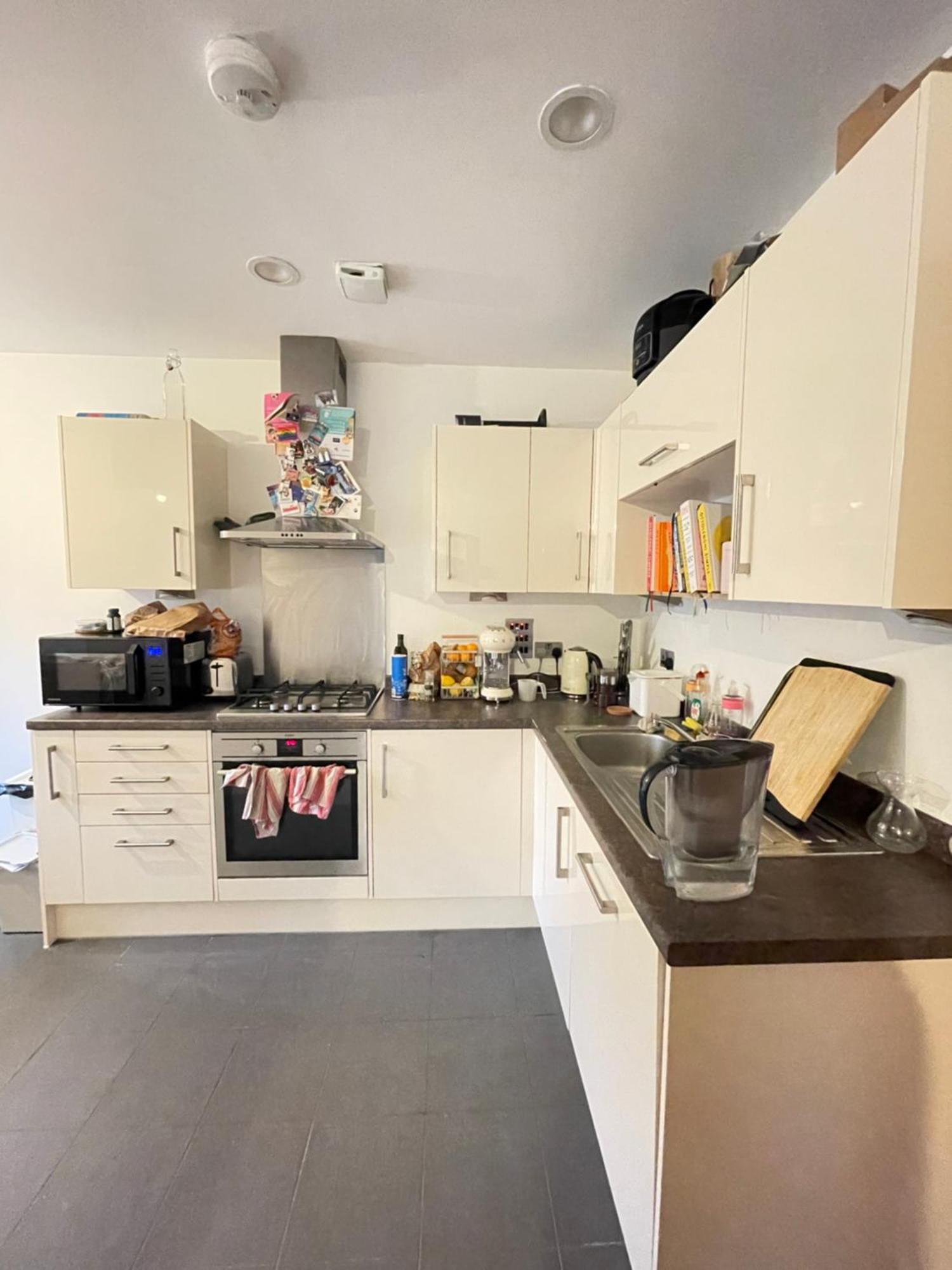 Central & Modern 1bd Flat With Balcony Hackney!