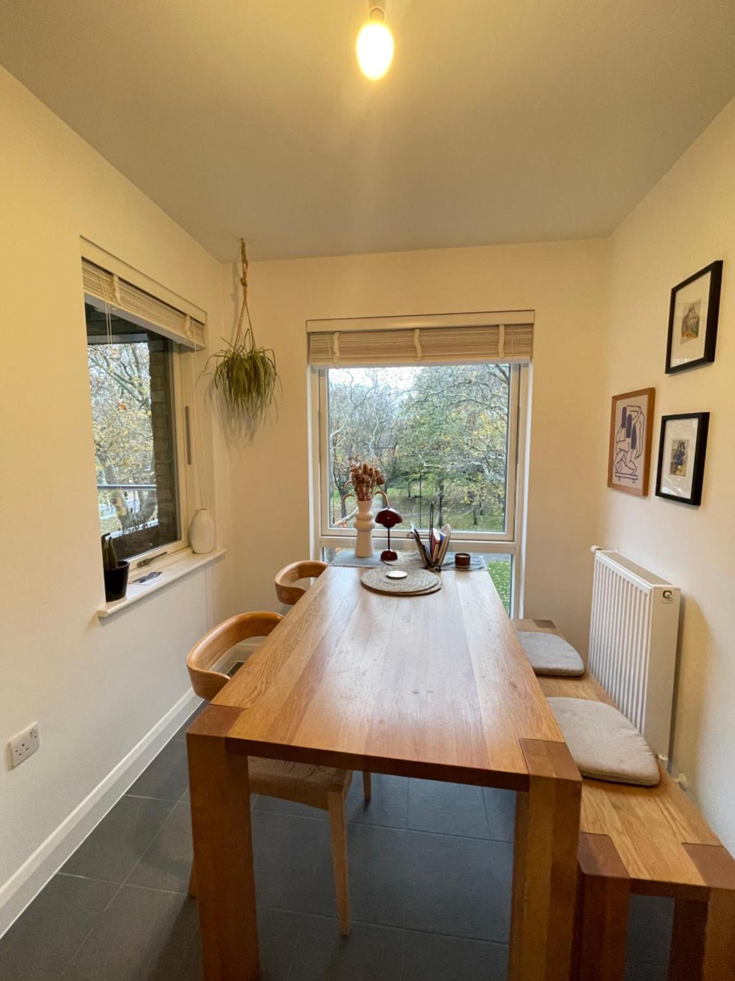 Central & Modern 1bd Flat With Balcony Hackney! London