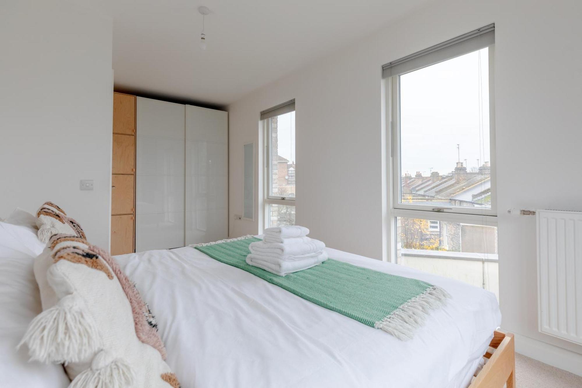 Apartment Central & Modern 1bd Flat With Balcony Hackney!