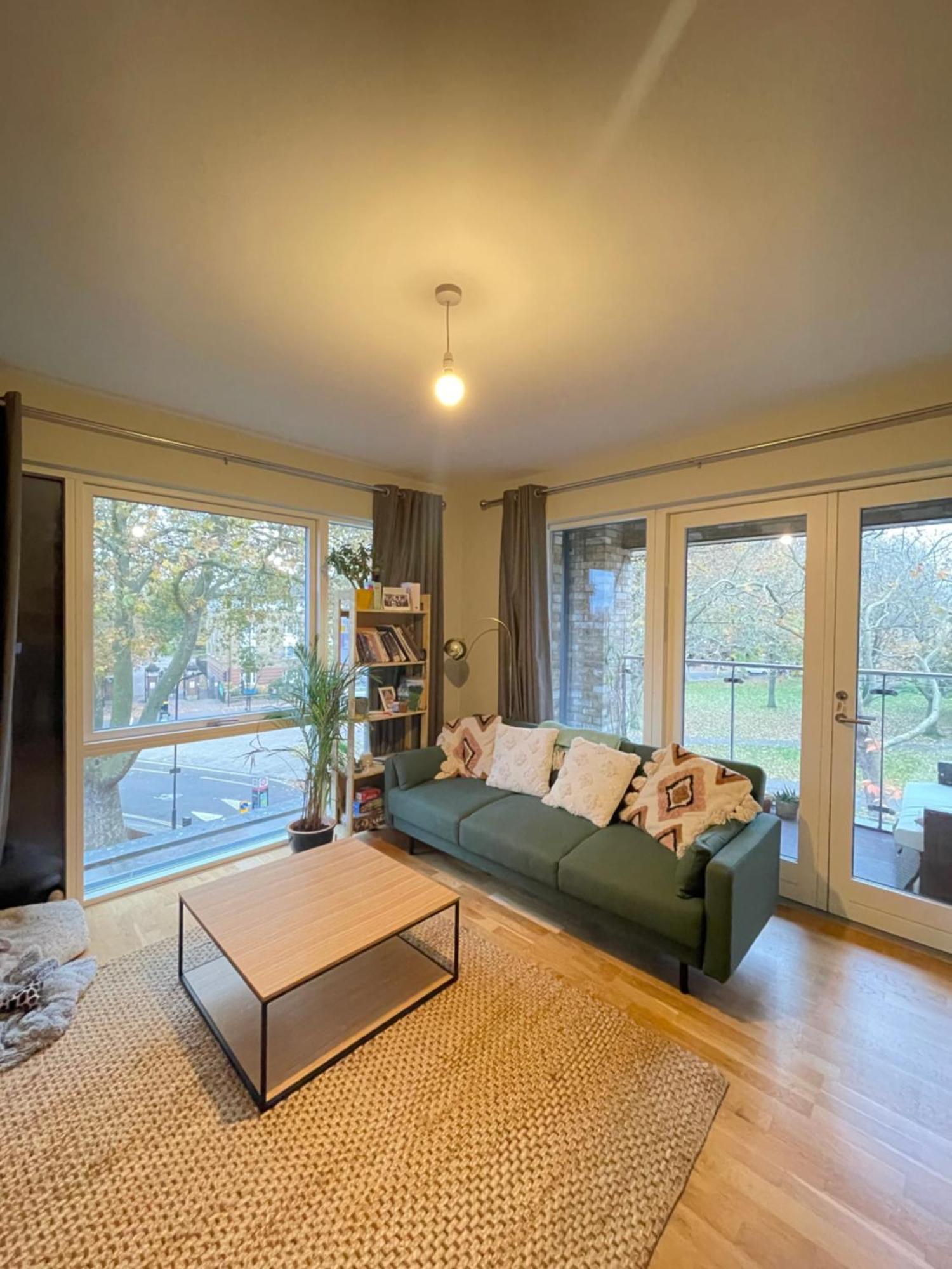Central & Modern 1bd Flat With Balcony Hackney! *