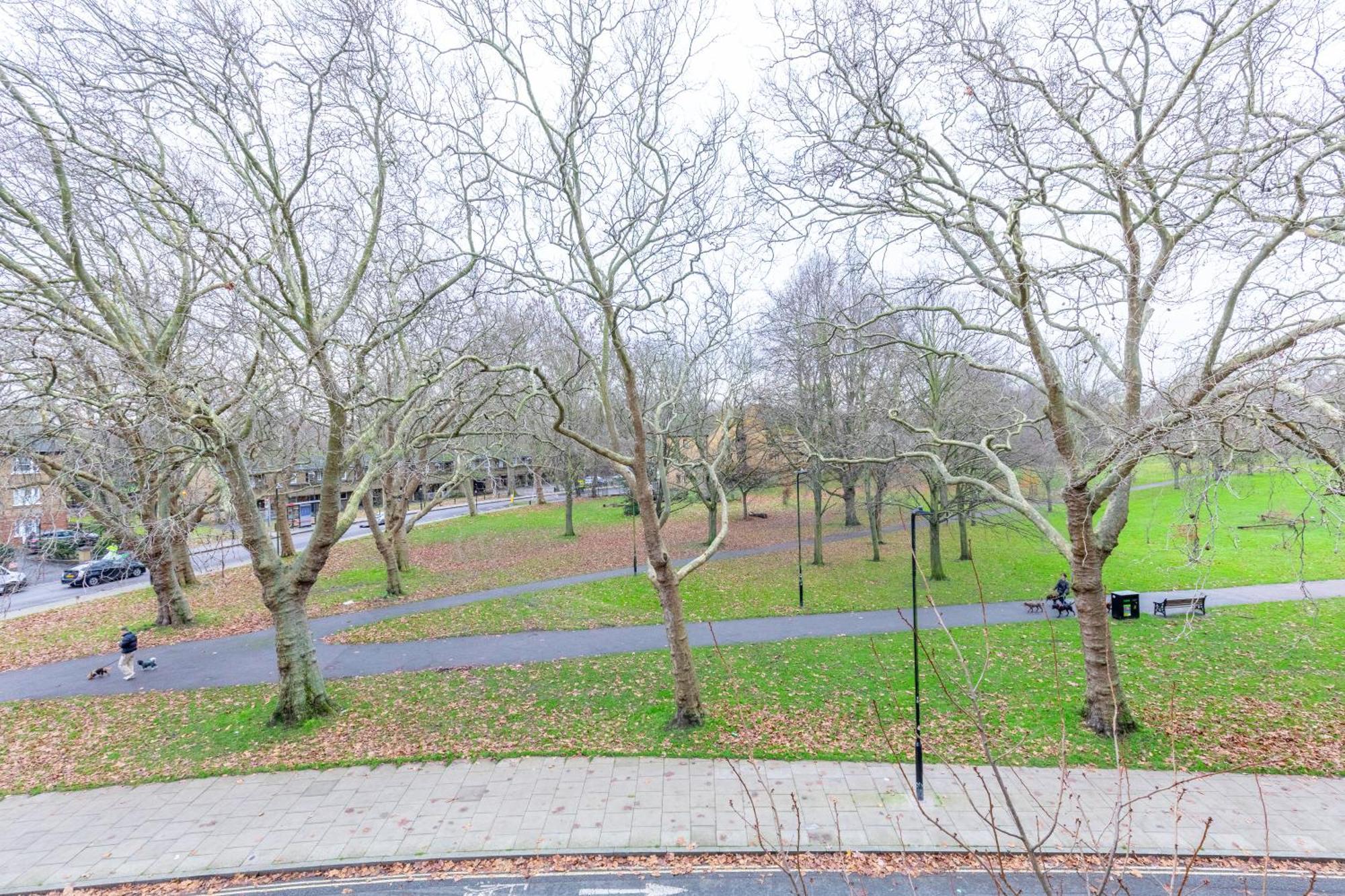 Central & Modern 1bd Flat With Balcony Hackney! Apartment