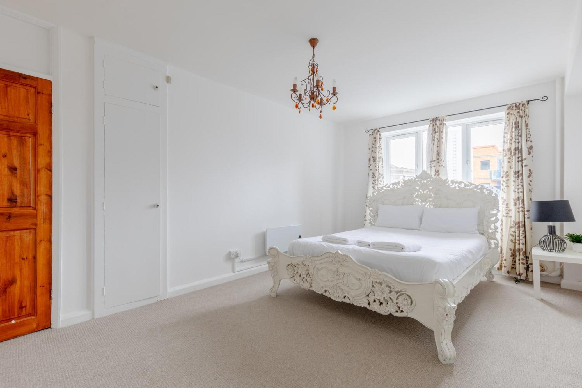 Well Located 2bd Flat 20 Mins To Tower Bridge! *