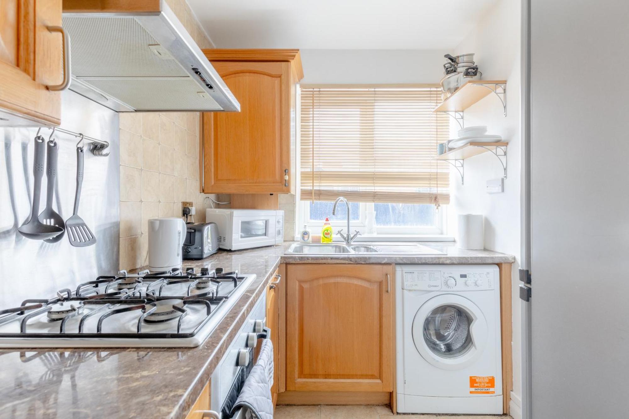 Well Located 2bd Flat 20 Mins To Tower Bridge! *