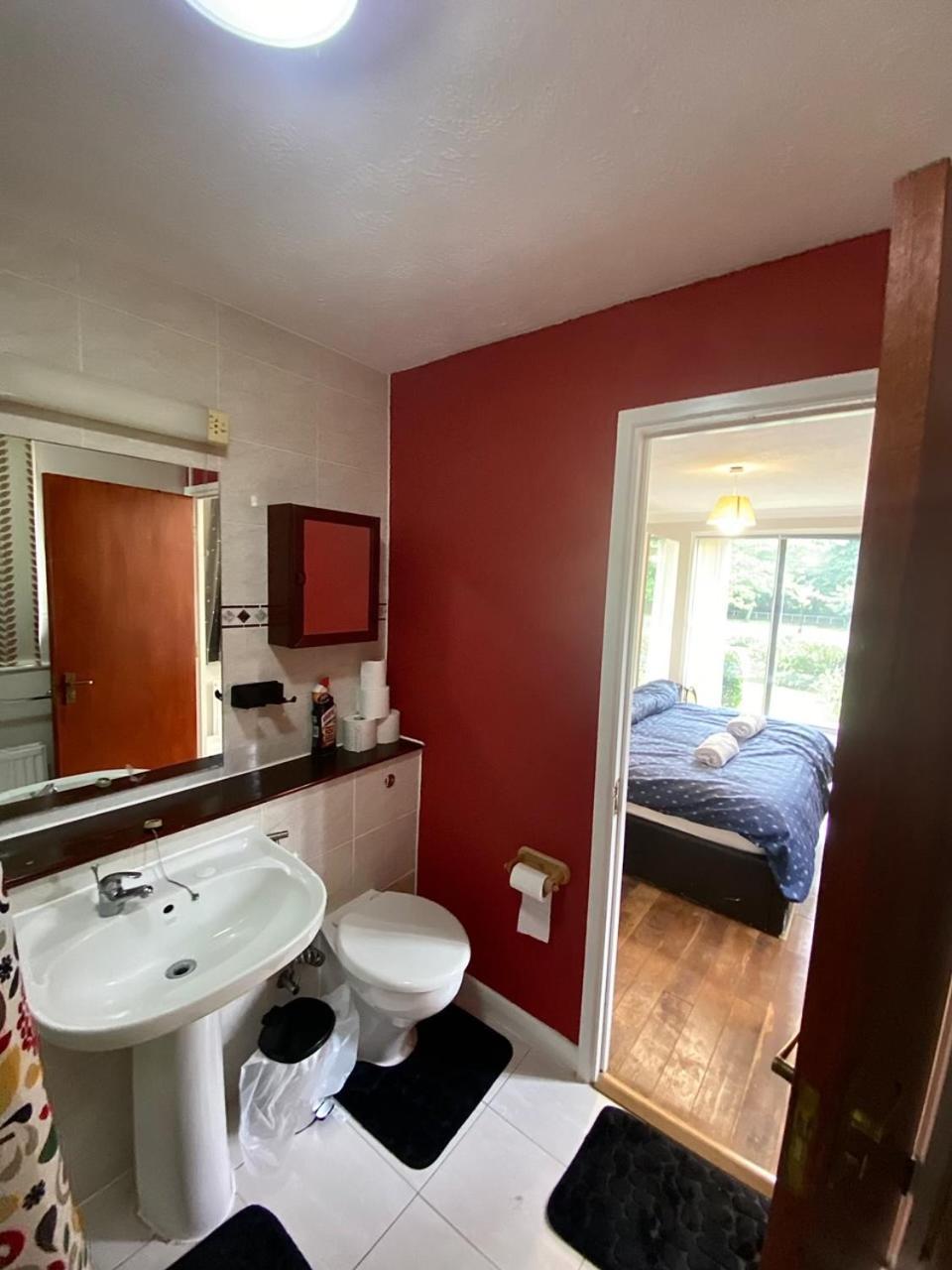 Apartment Stunning 2 Bedroom With Garden Sleep 6