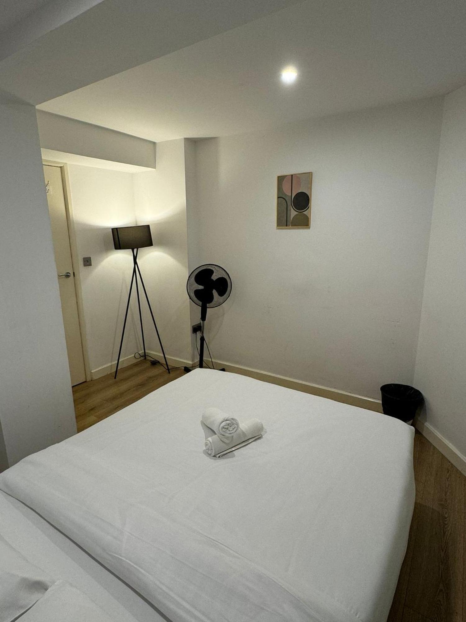Apartment Cozy Two Bedroom Sleeps 6 Near Camden Market Hw10