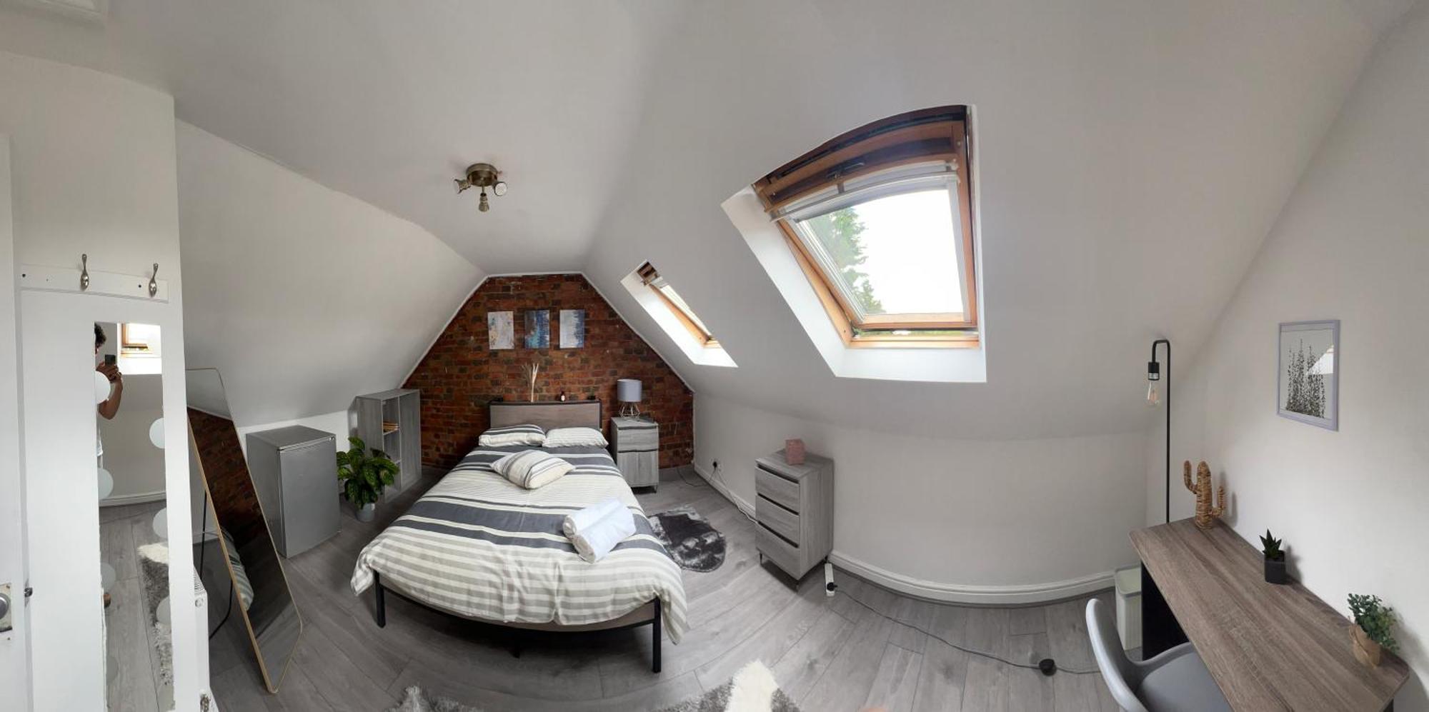The By U&a Guest house London