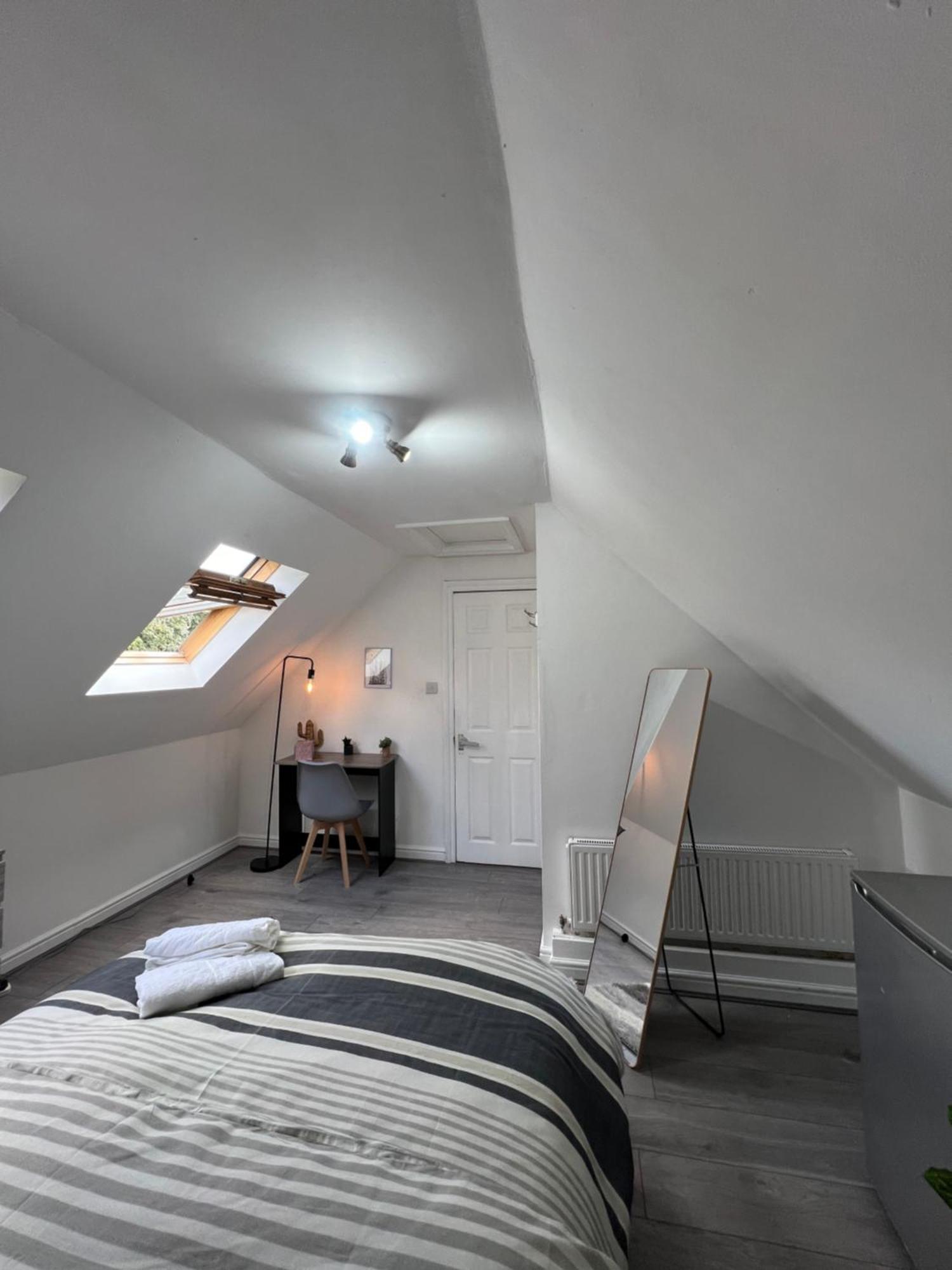 Guest house The By U&a