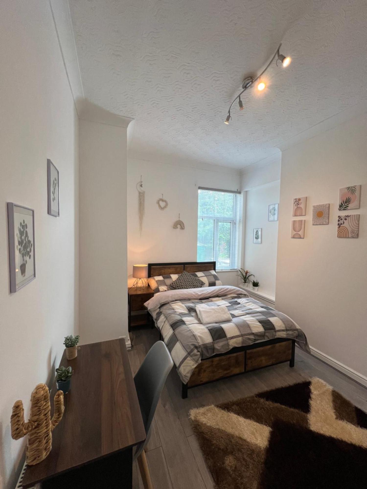 The By U&a Guest house