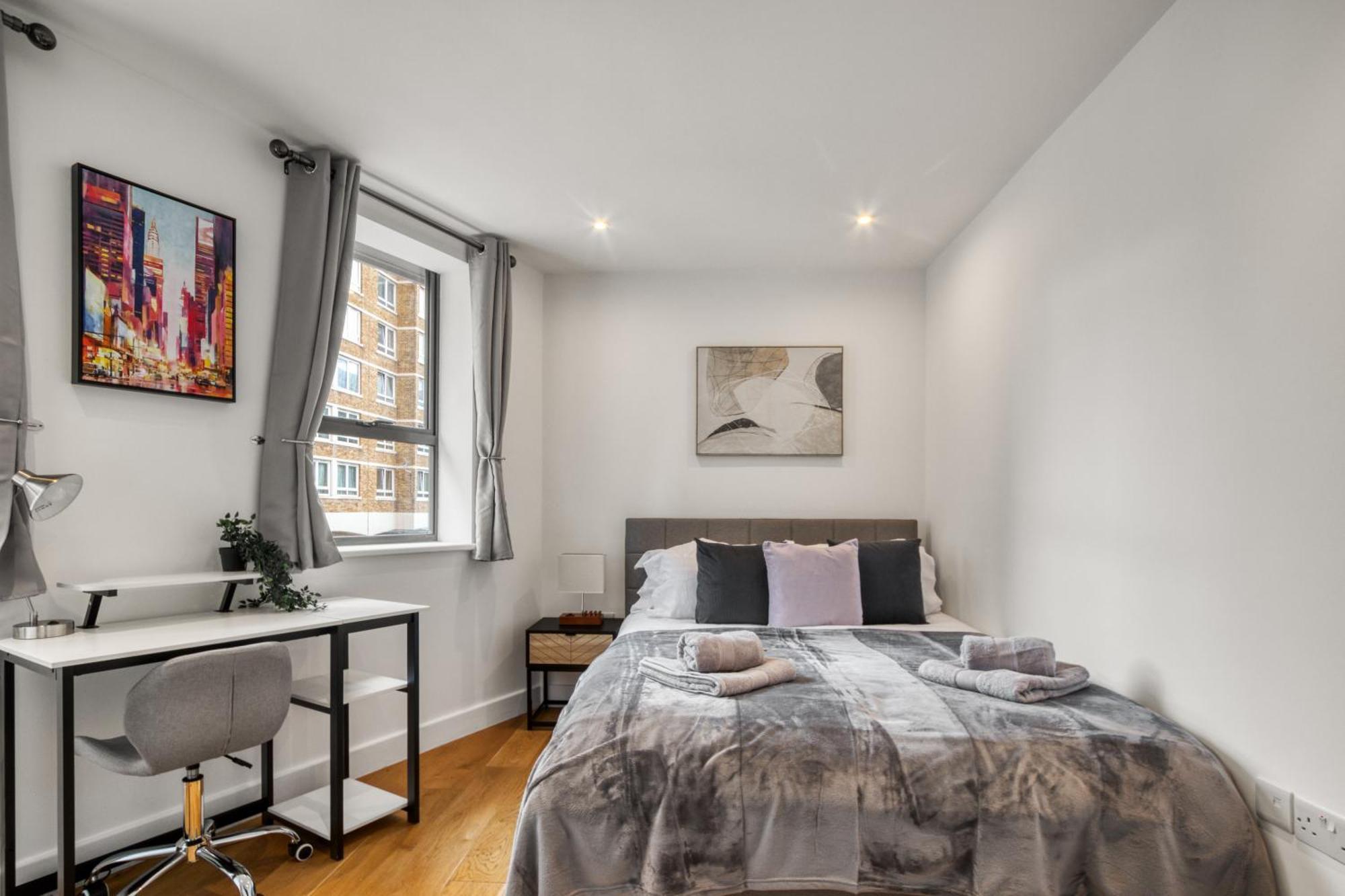 Apartment A Vibrant 2 Bed & 2 Bath In Old Street Zone 1 London