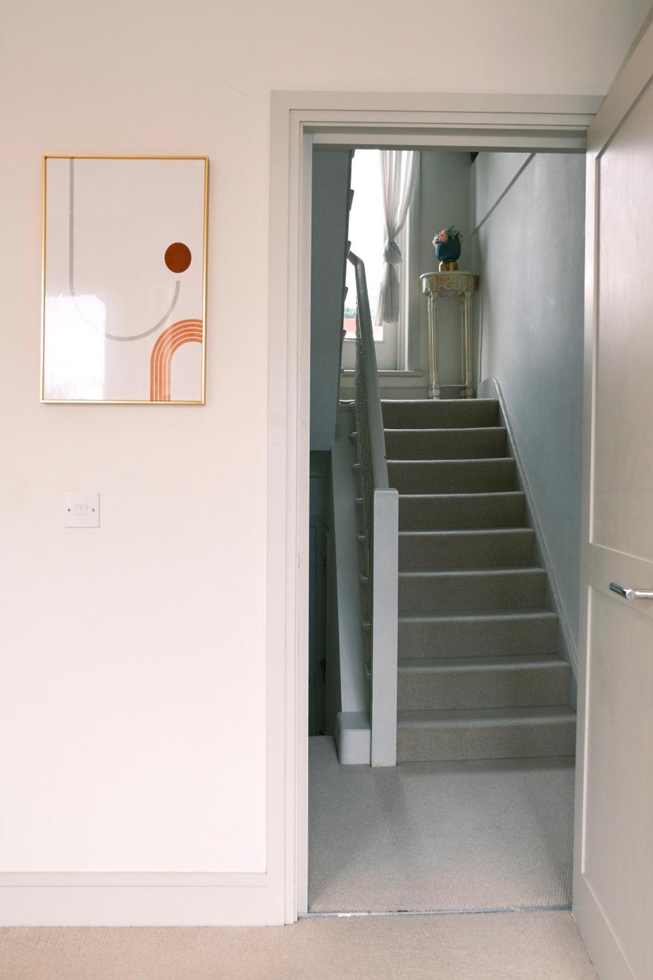 Spacious Duplex Flat West For Families & Groups *