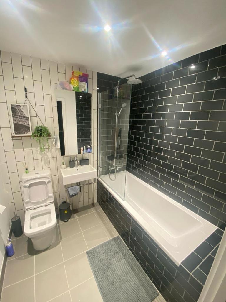 Homestay Double In A Flat In Royal Wharf