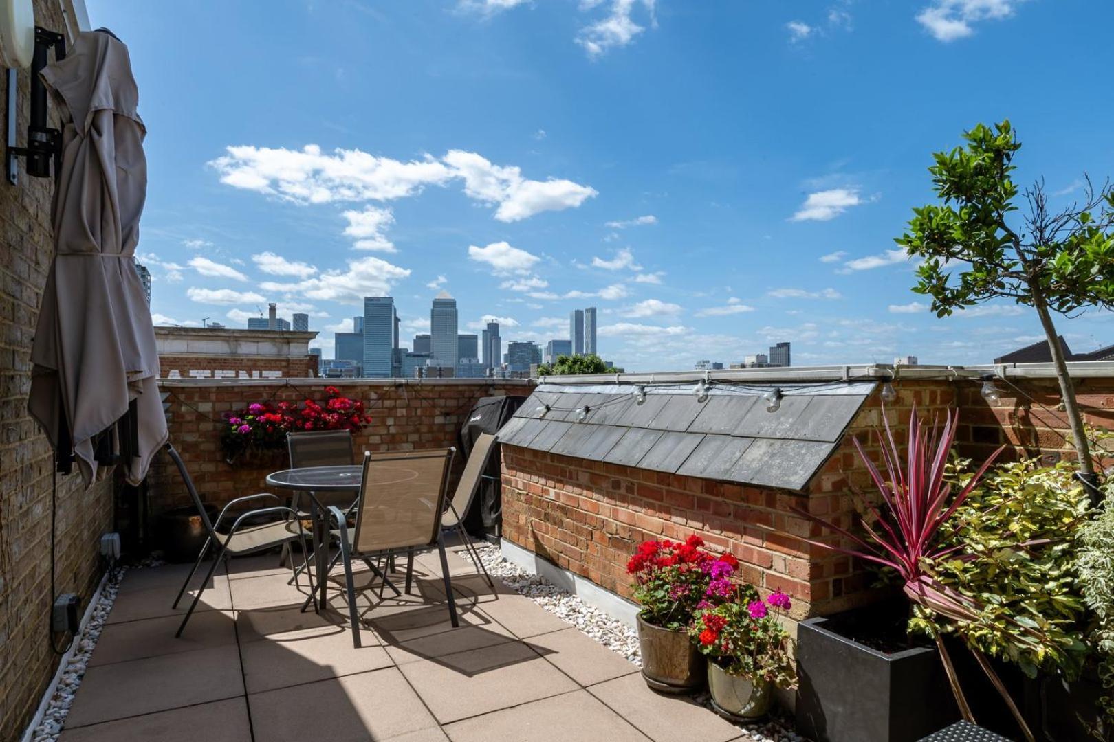 Guestready-trendy Penthouse With Terrace In Apartment London