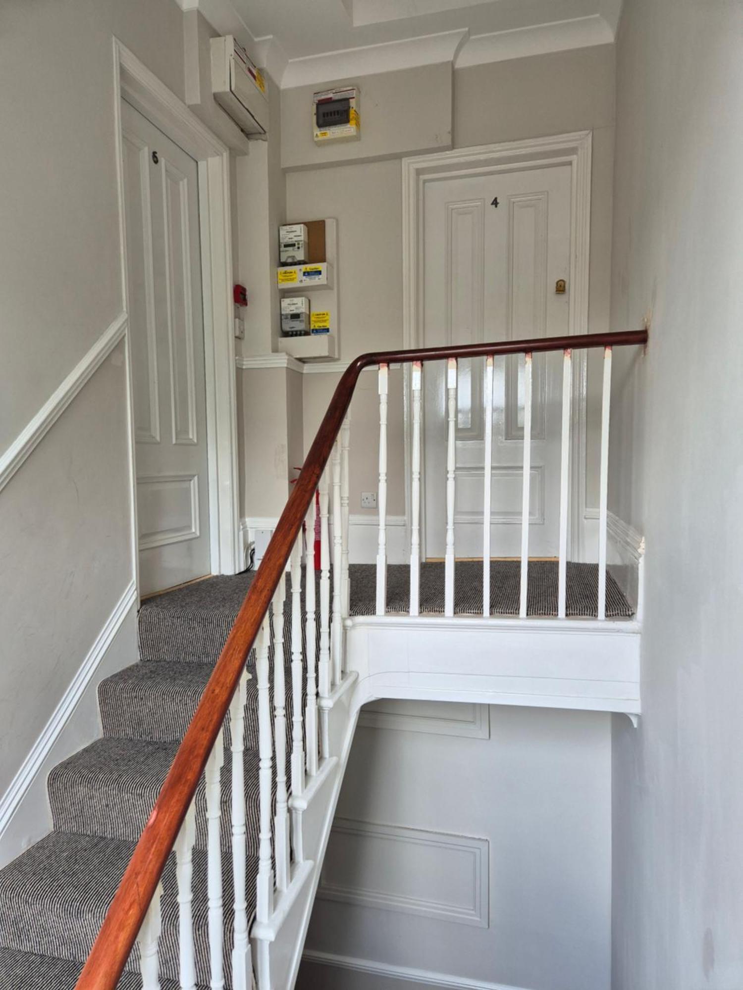 The Beverley - Victoria Apartment *