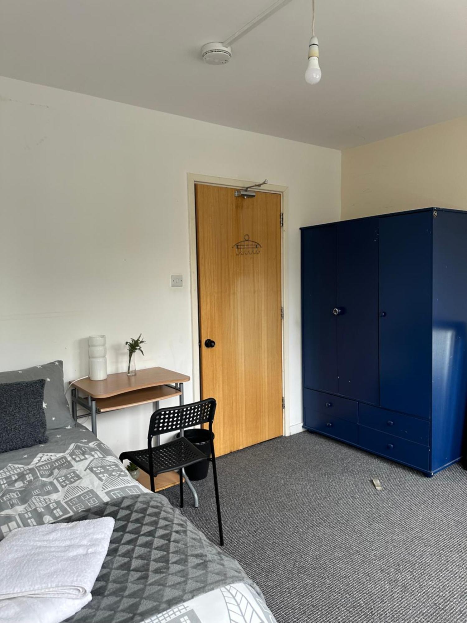 Homestay Luxury In Central London!6 Bedroom With 2 Bath & Separate Wc!