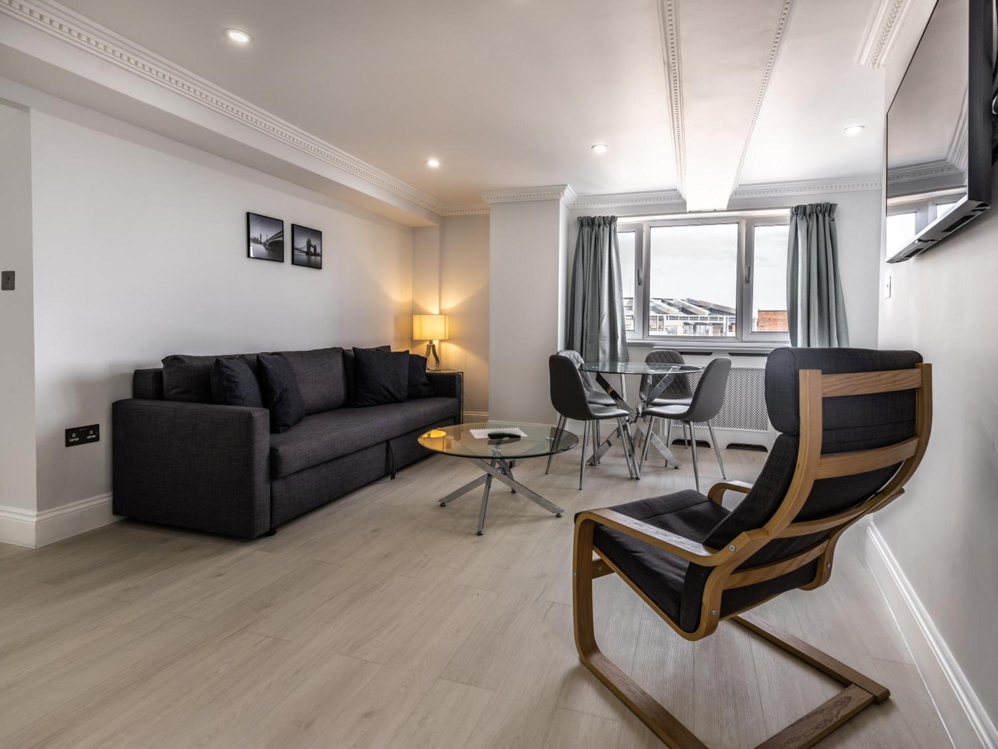 Apartment Chelsea Cloisters Serviced London