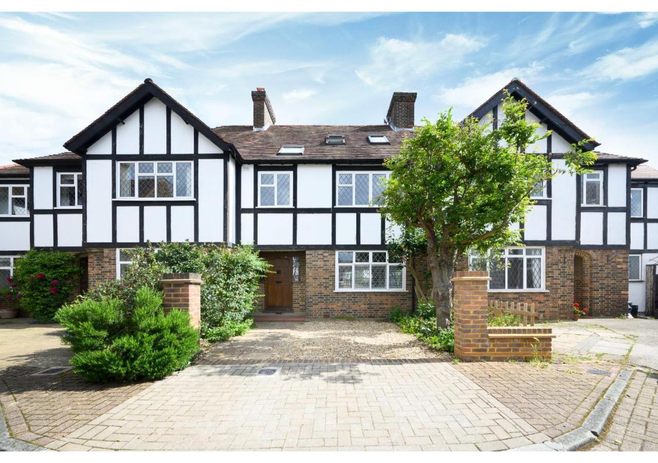 Ferienhaus 4br House Minutes From Transport & Attractions London
