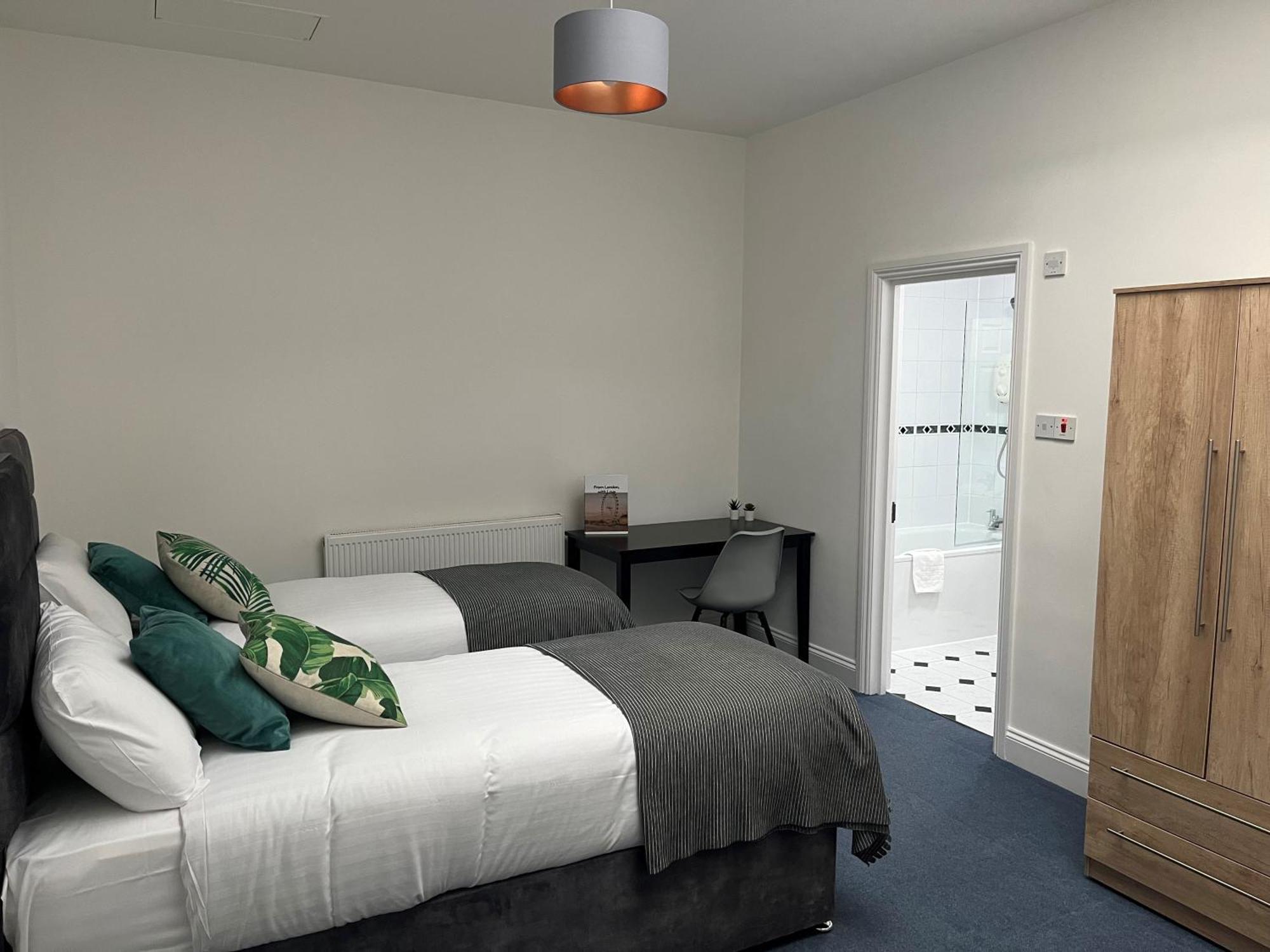 Access Farringdon Apartment *
