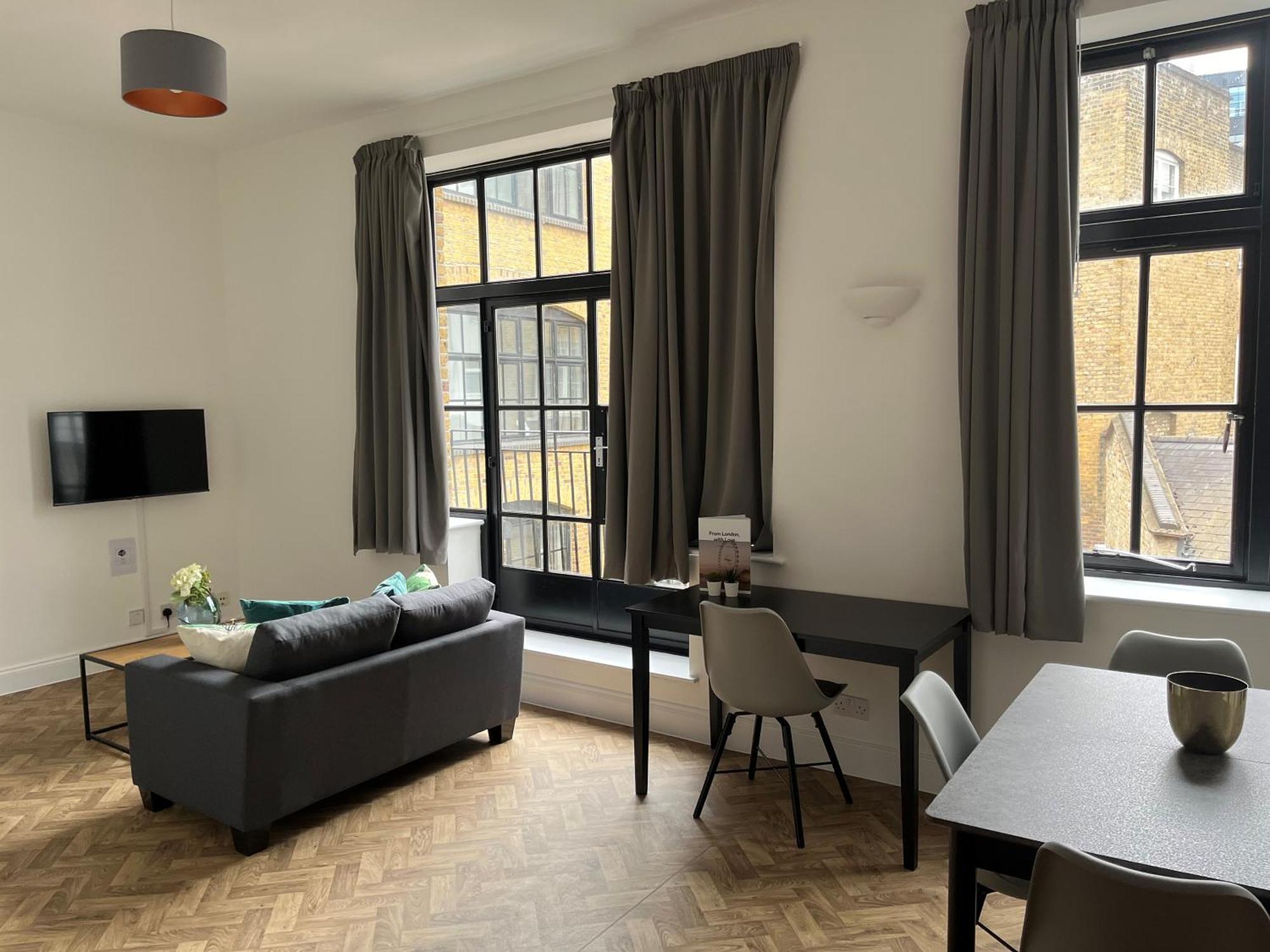 Access Farringdon Apartment *