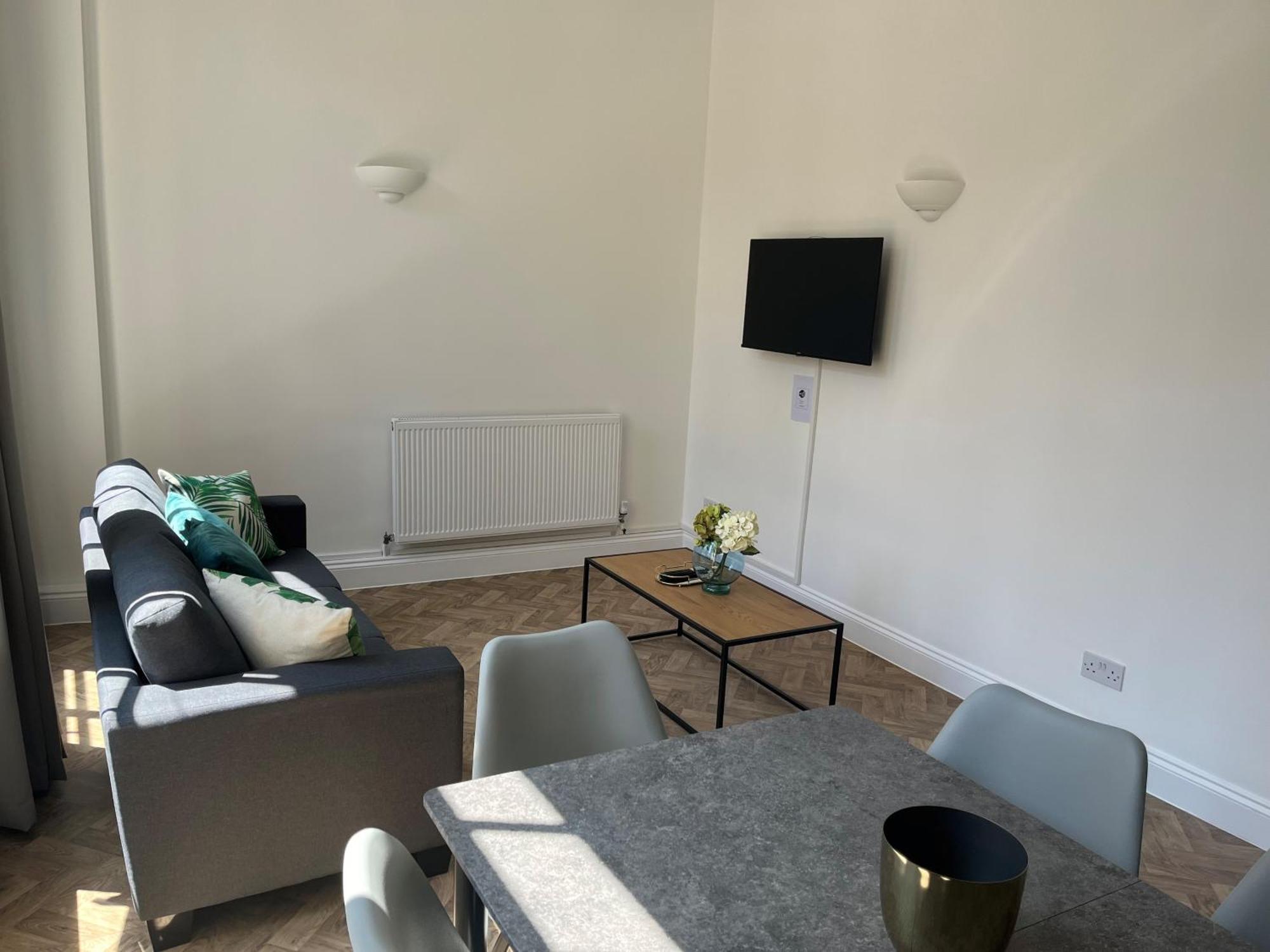 Apartment Access Farringdon *