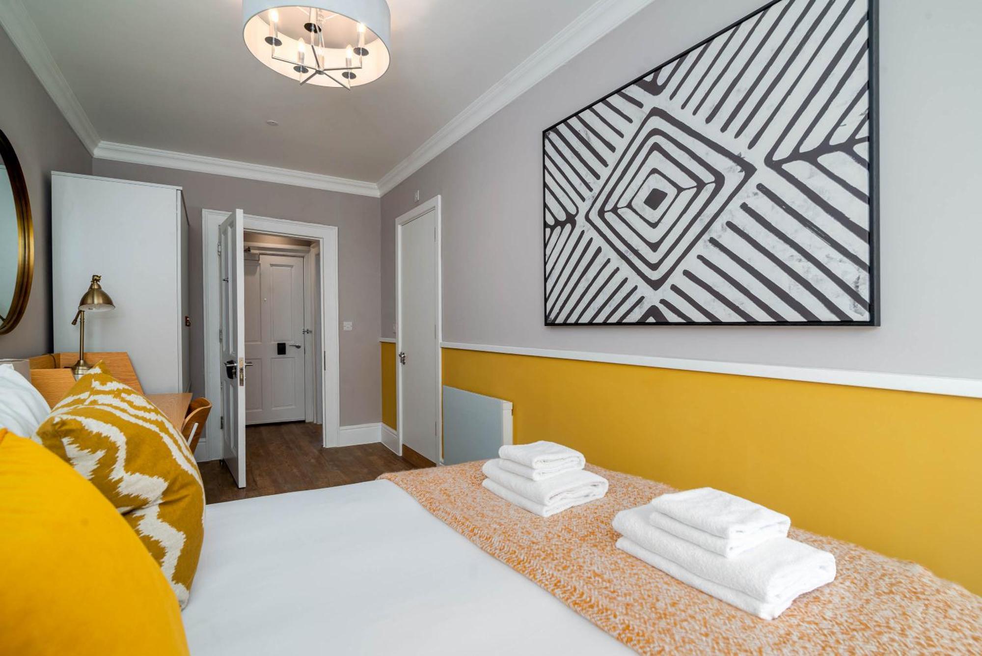 37 Doughty Street Apartment