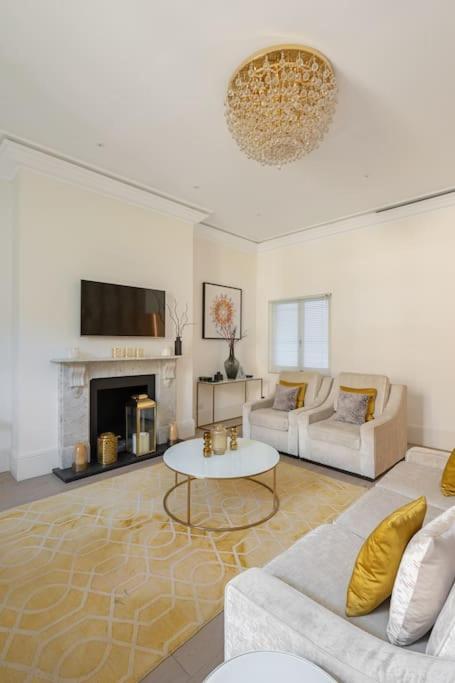 Luxury Knightsbridge - Next To Harrods Londres