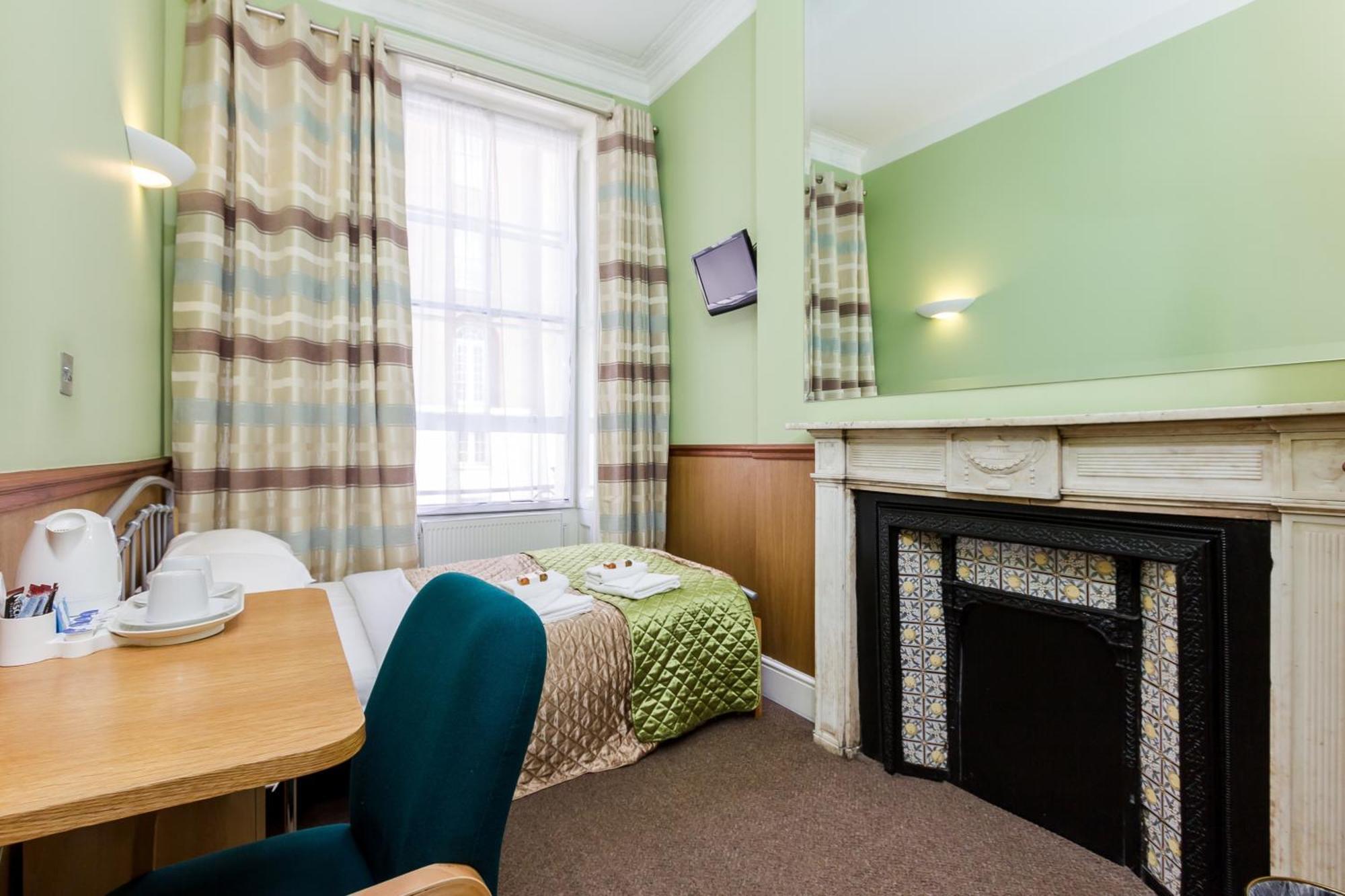 Hotel Gower House