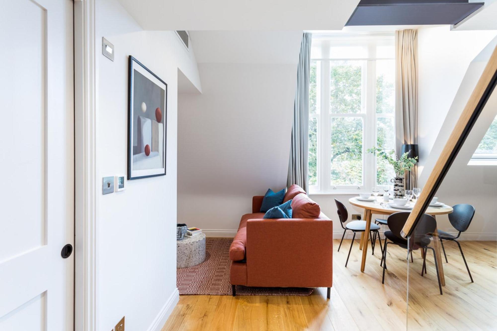 Apartment Coleherne Road X *