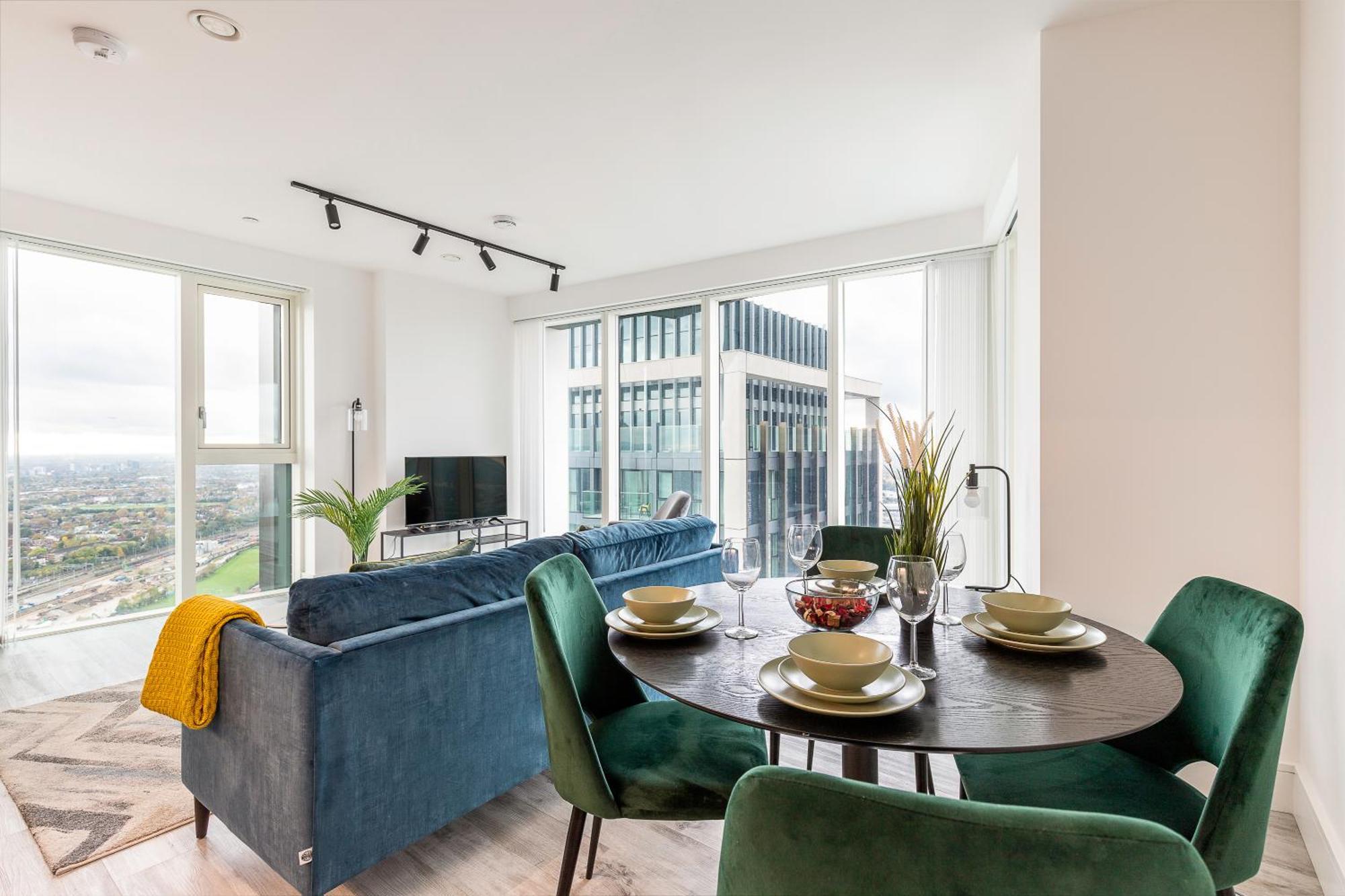 Icon Tower Apartment *