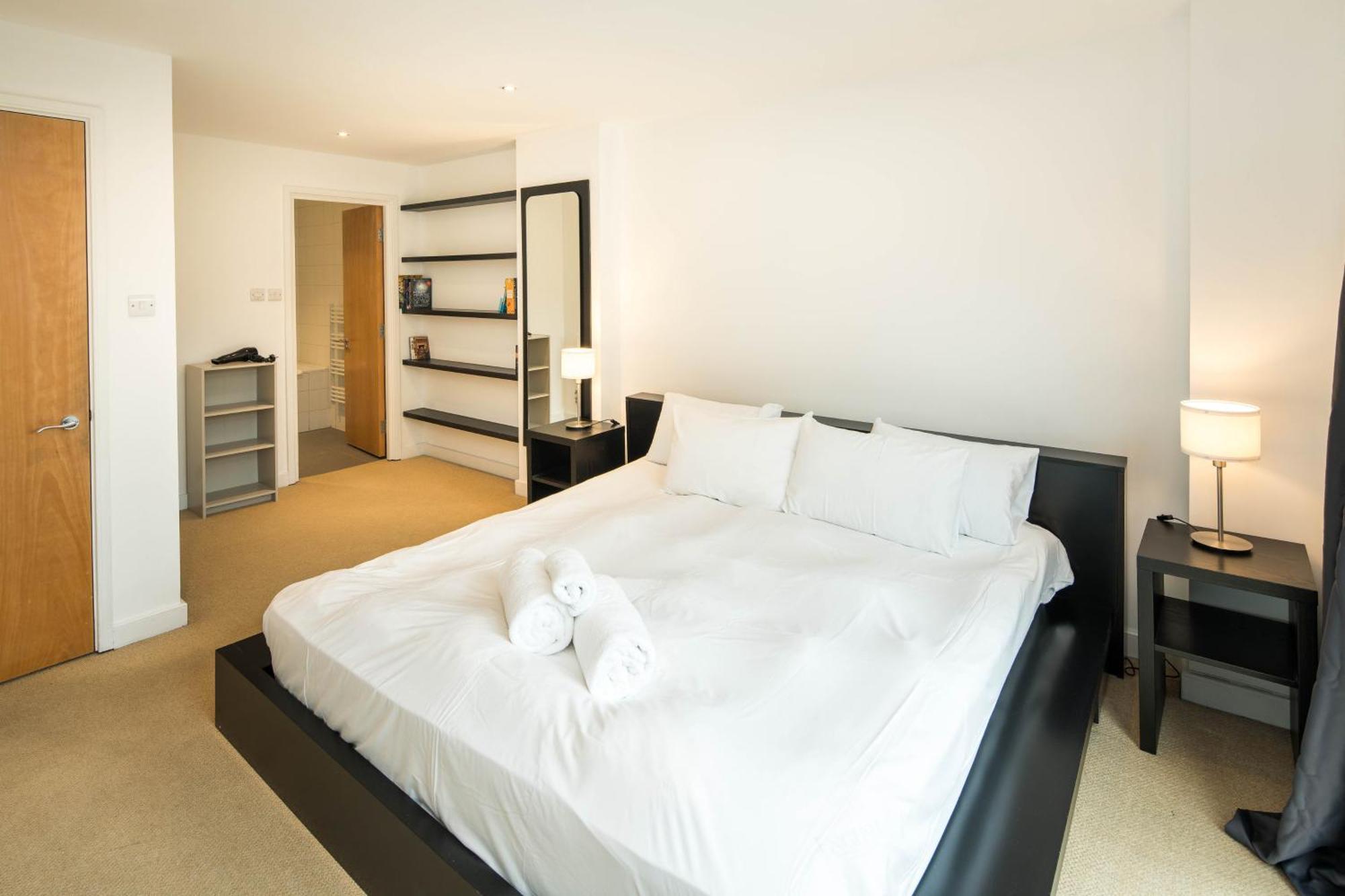Apartment Superfast Broadband 2bd Flat Farringdon London