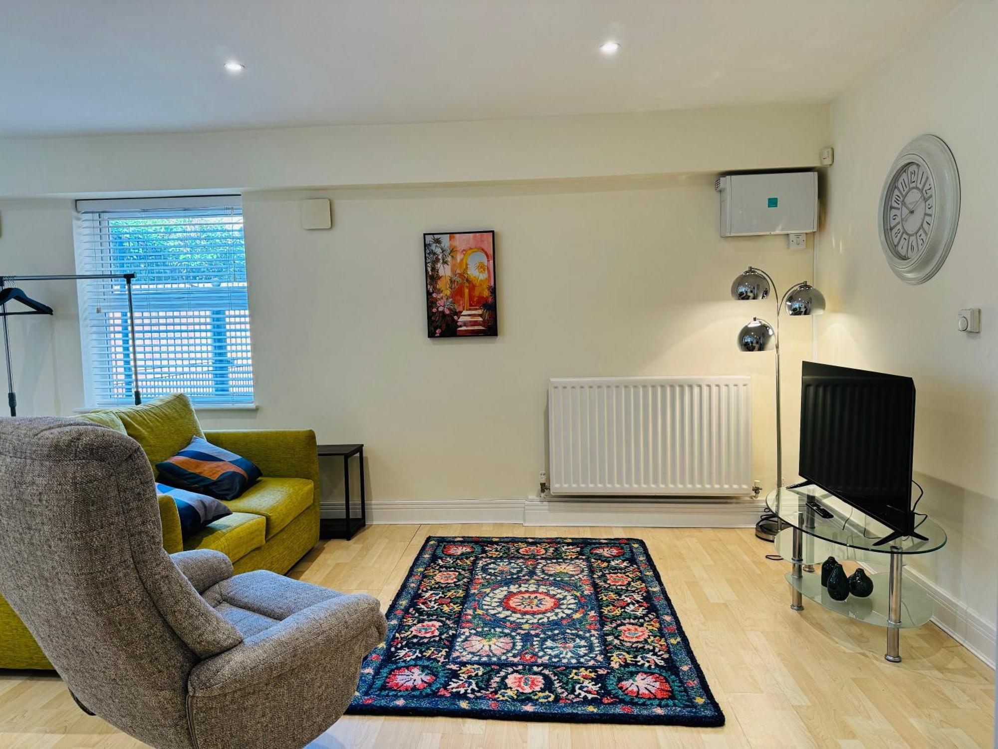 Apartment Ground Floor Wimbledon Flat With Parking London