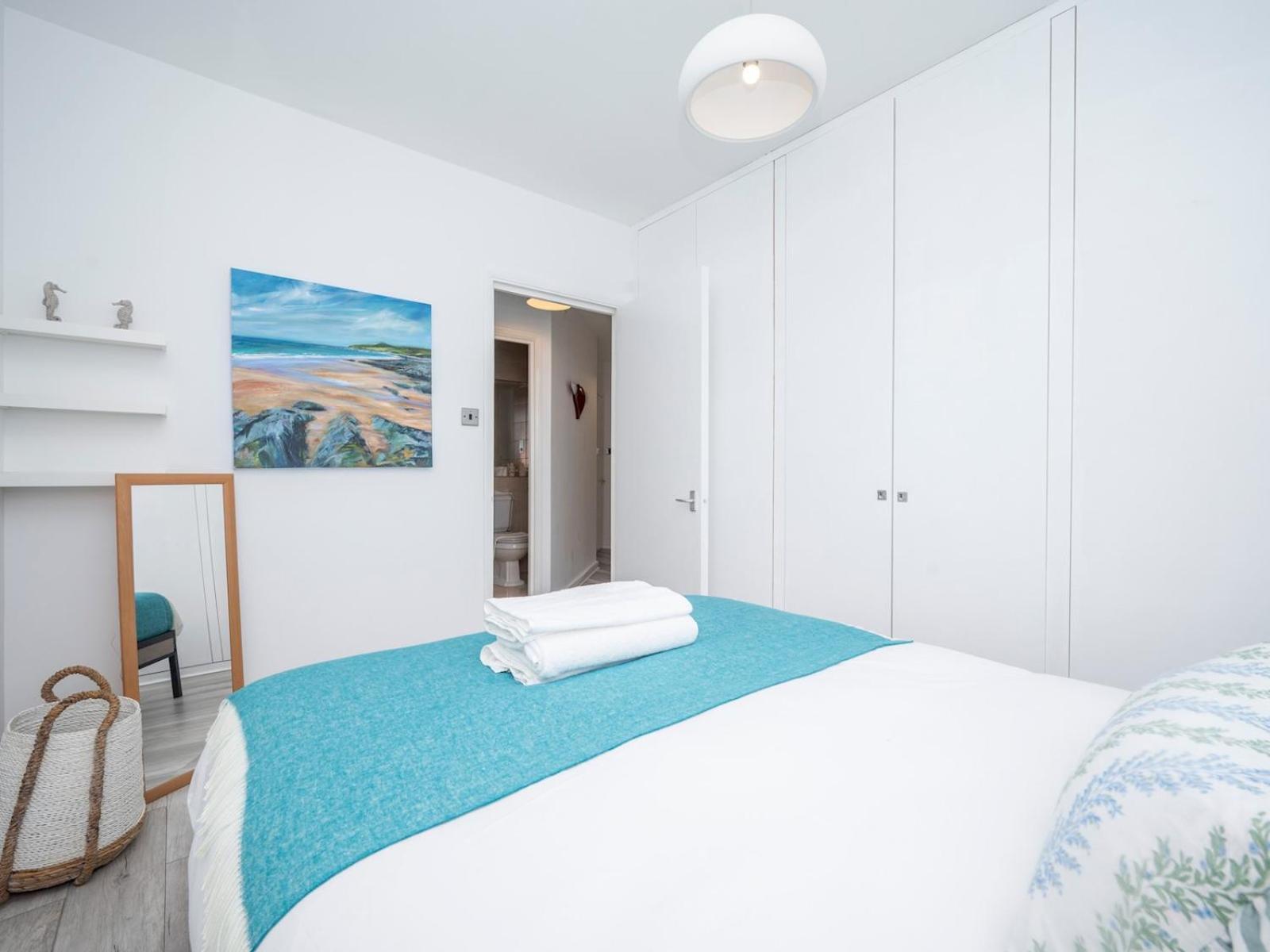 Apartment Pass The Keys - Waterfront Terrace Parking
