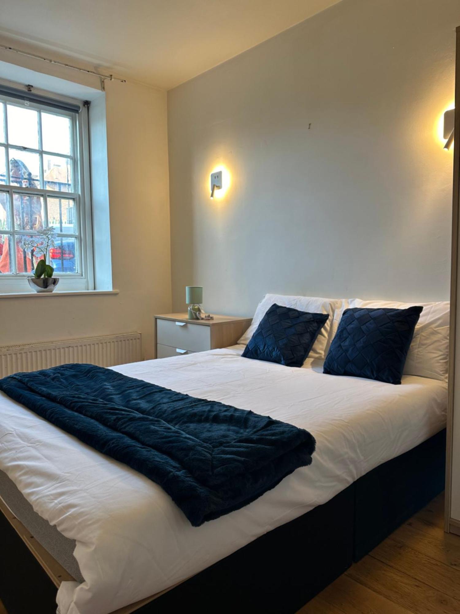 2 Bedroom Flat In Kingscross, St Pancras! 6 People London