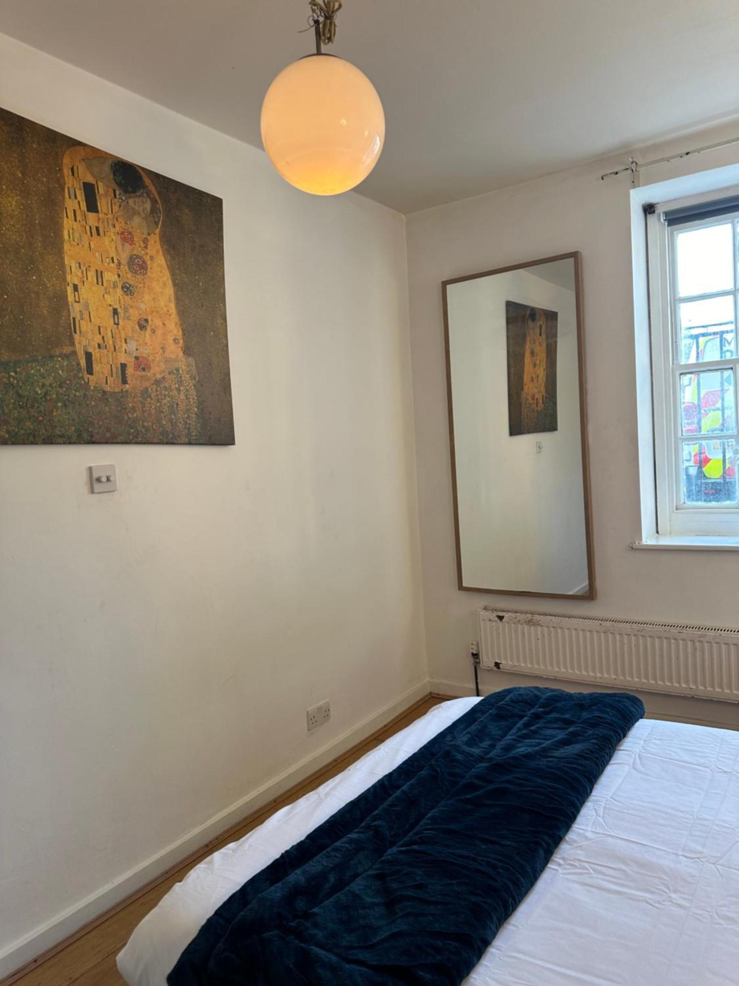 2 Bedroom Flat In Kingscross, St Pancras! 6 People London