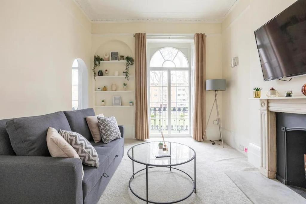 Regent's Square Charming Flat Apartment