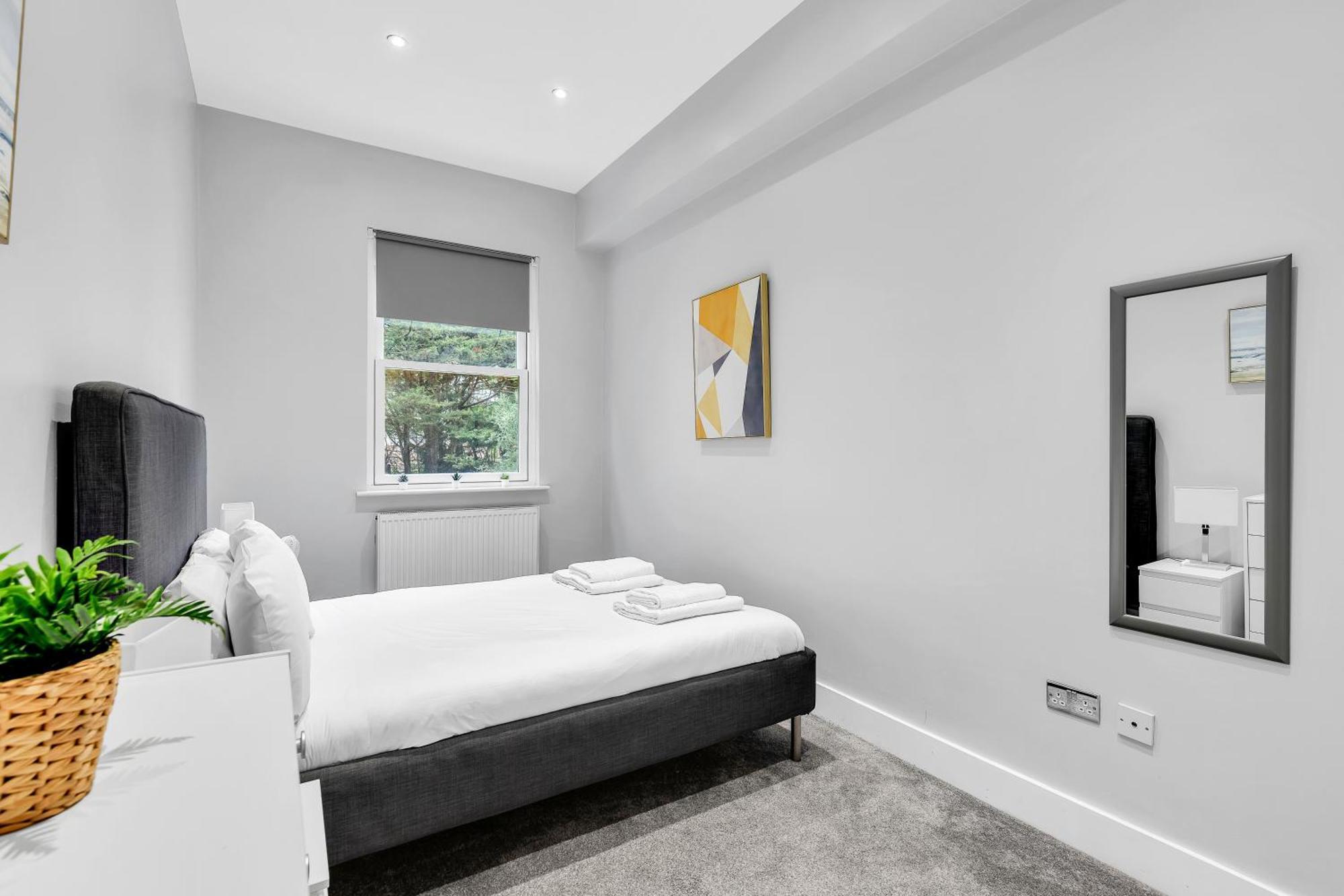 Stylish & Modern St Johns Hill London