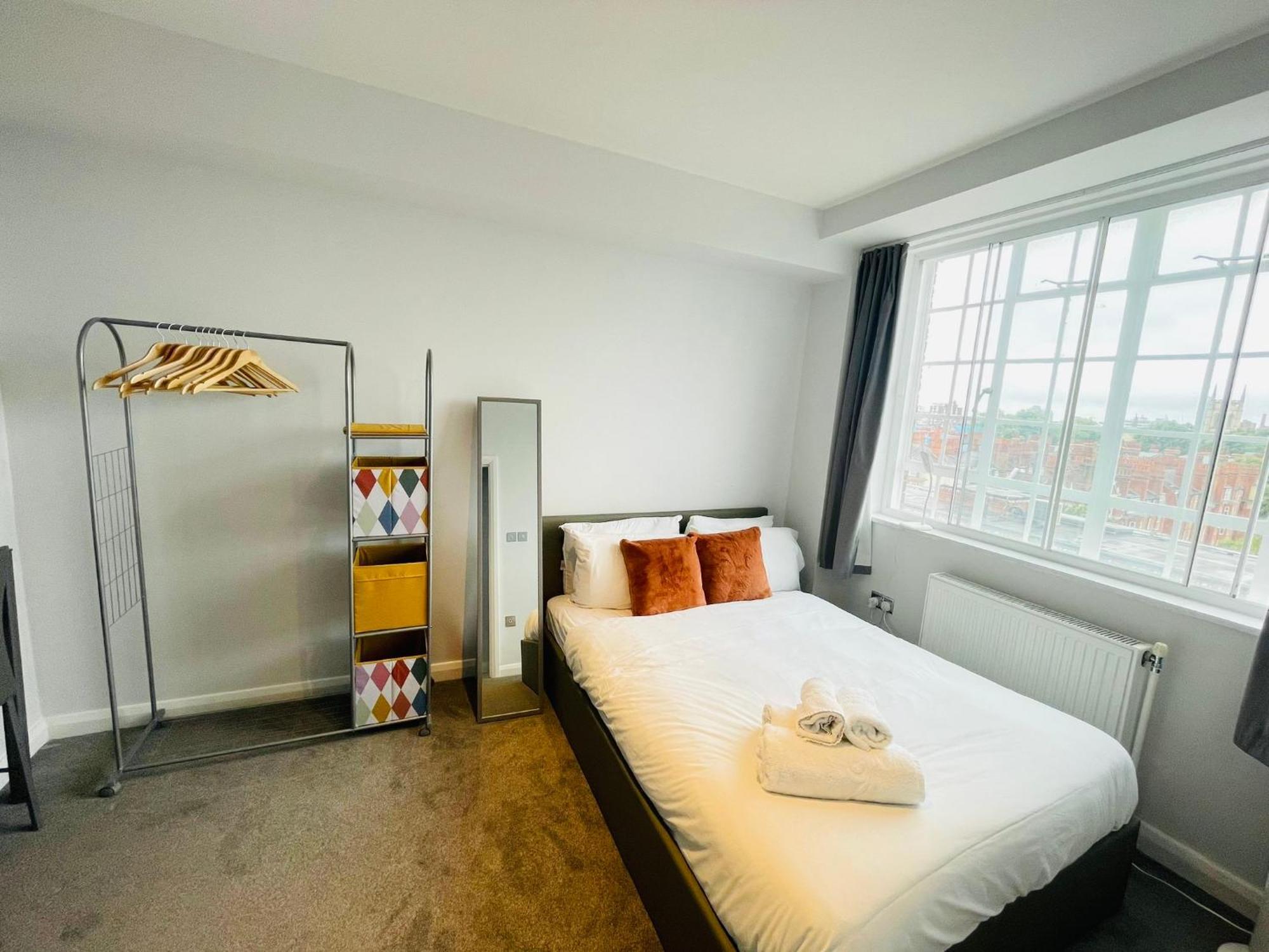 Modern Studio, Prime Location, Stunning View London