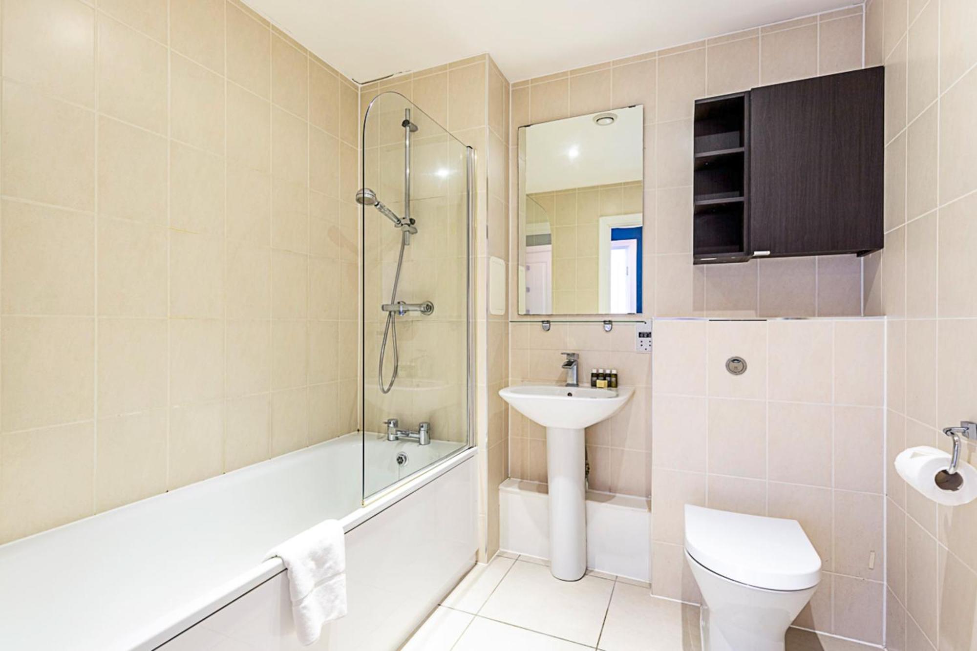 Stylish East Apartment
