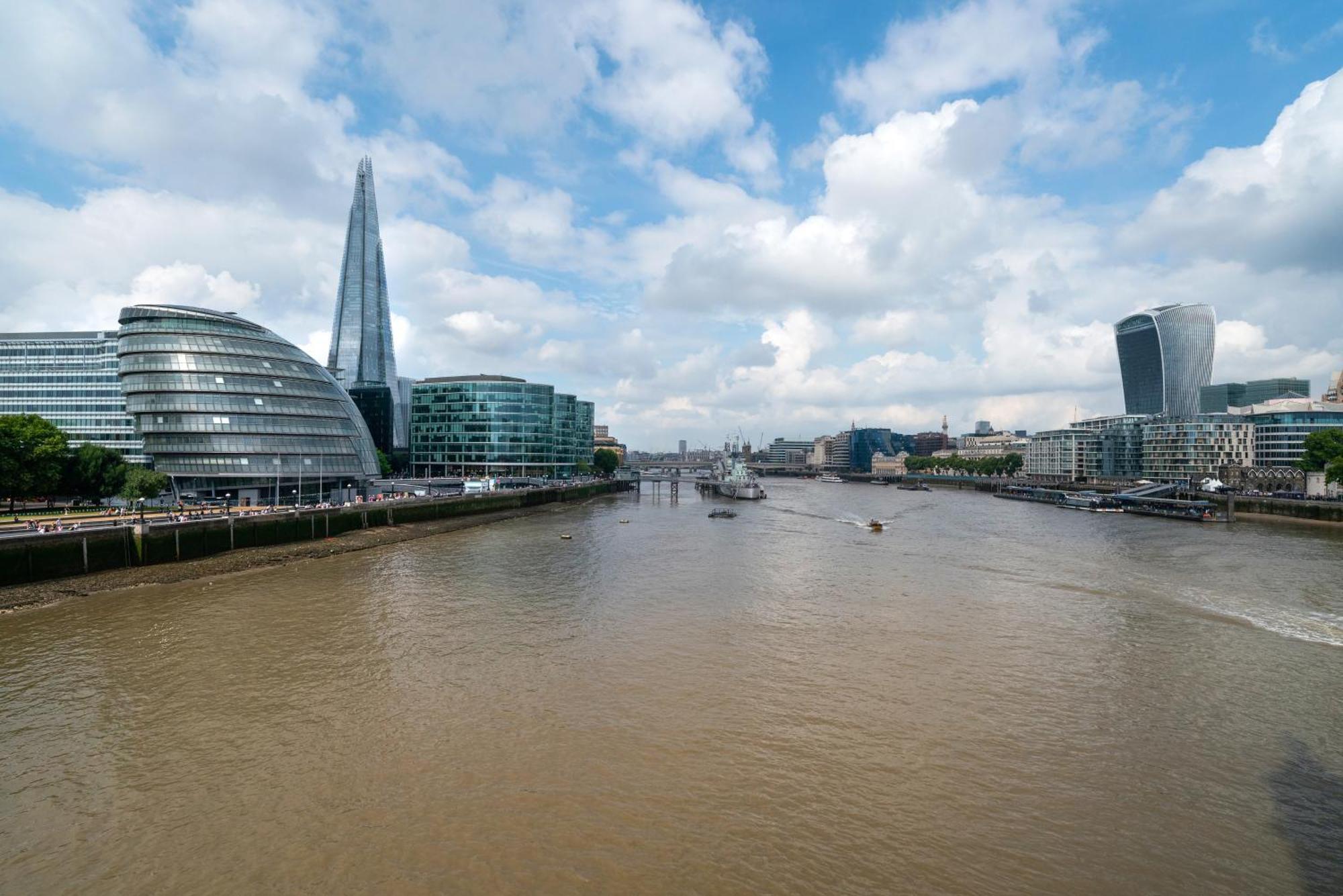 Apartamento 2 Bedroom Tower Bridge With Free Secure Gated Parking - Perfect For Long Londres