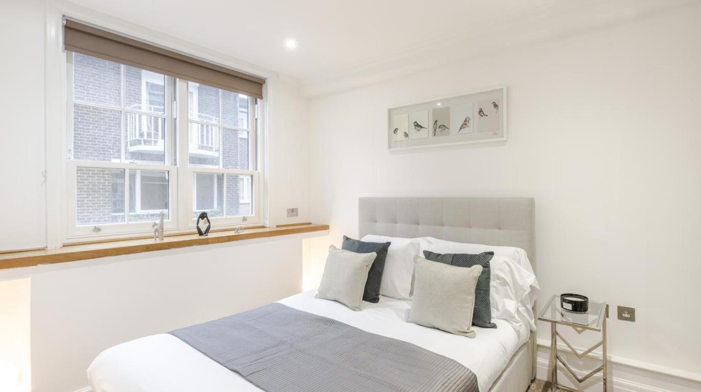 Lovely 2-bed House In Knightsbridge London