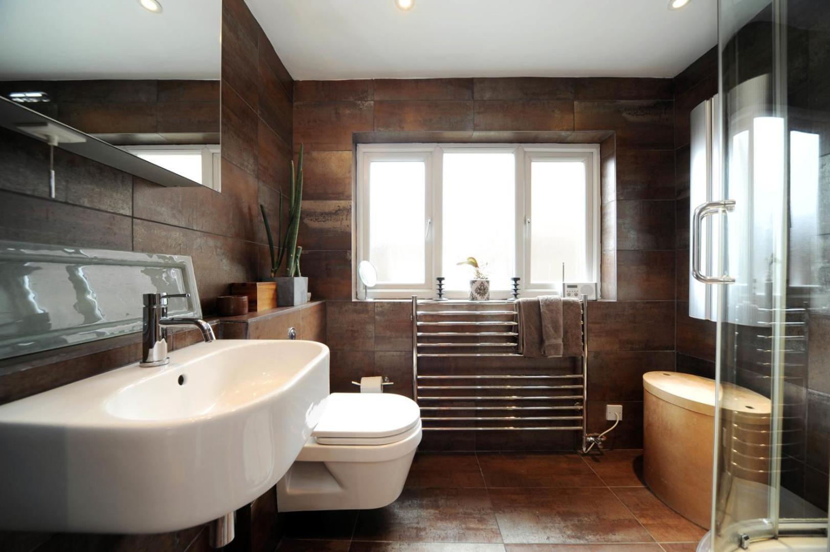Veeve - Refinement On The Square Apartment *