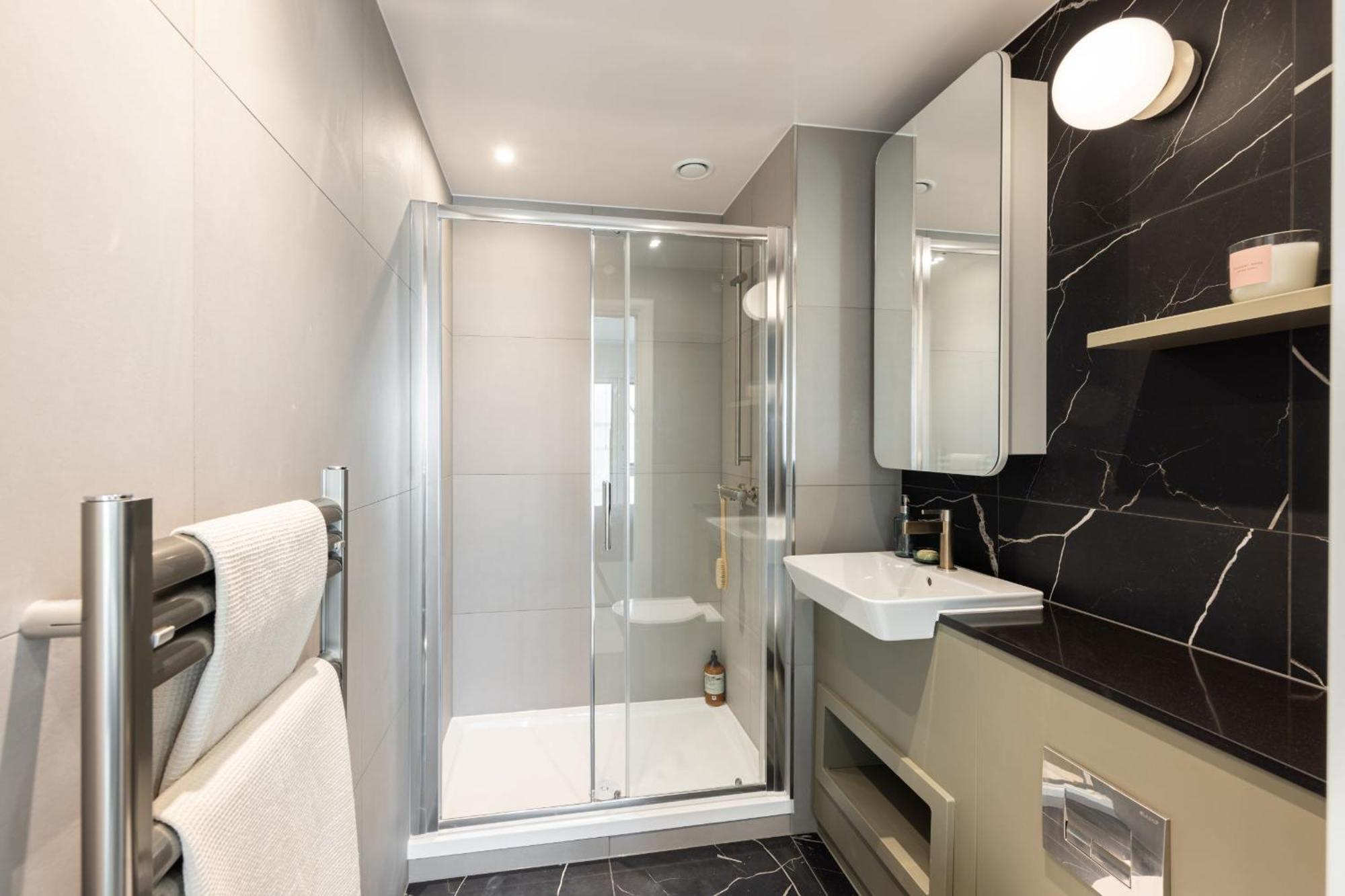Lux New Exel Apartment