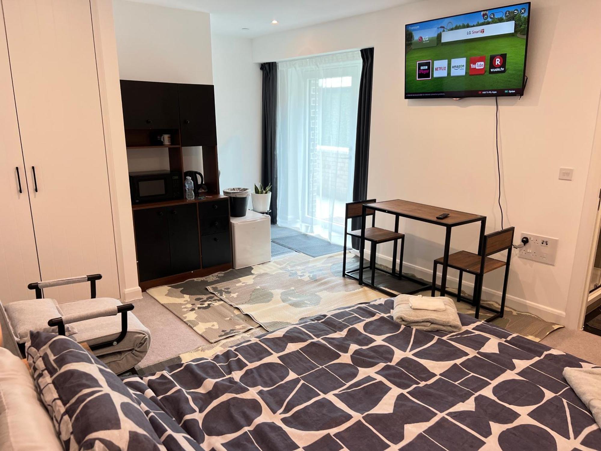 Lux New Exel Apartment London