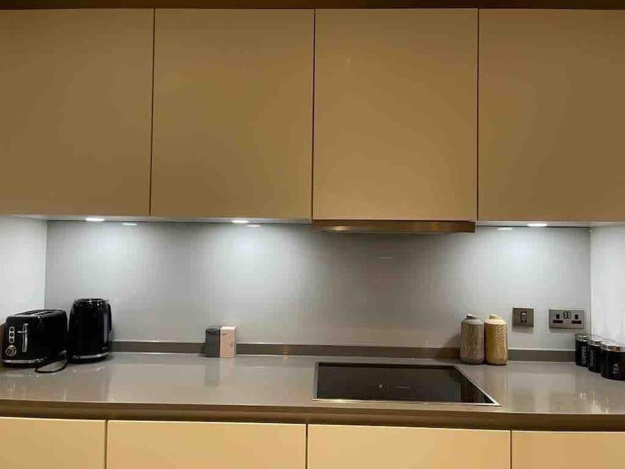 Apartment Beautiful 3bed3bath Kensington *
