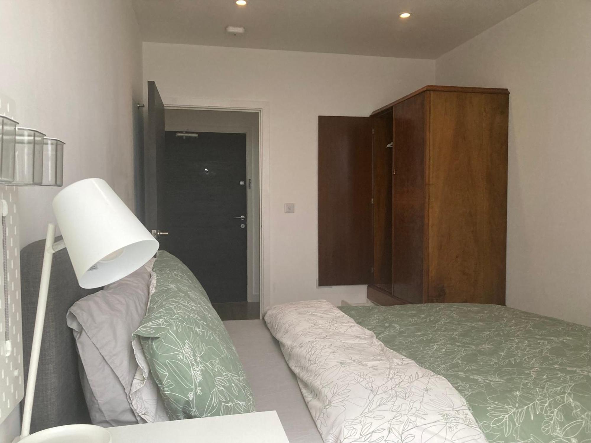 Homestay 5 Purbeck Gardens Rooftop London