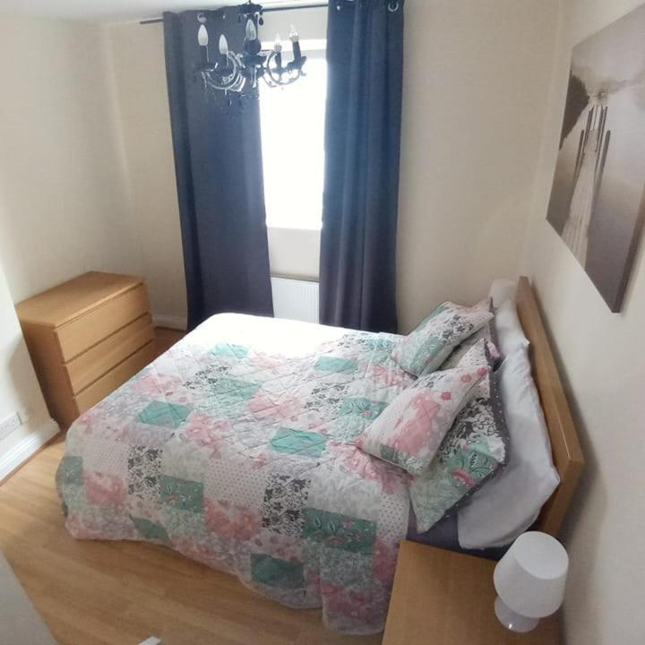 Double Room&private Bath Near The Square Mile