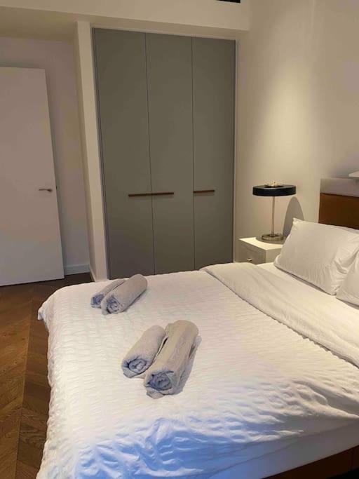 Apartment Landmark Entire 2bd Flat Prime Zone1 River London