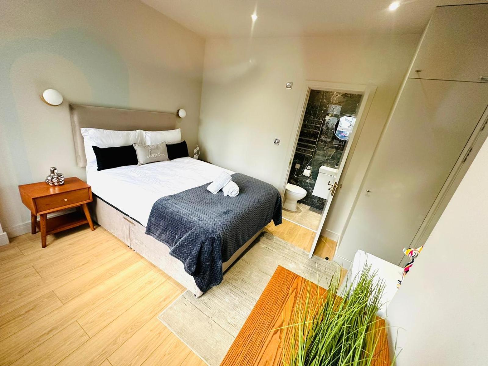 Guest house Ensuite Ii Great Location Close To Eye